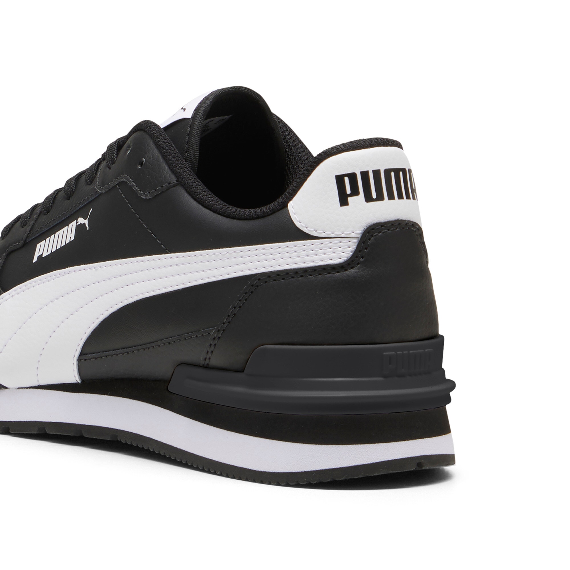 PUMA Sneaker »ST RUNNER V4 L«  mit weichem Lederobermaterial, mit SOFTFOAM+ Einlegesohle