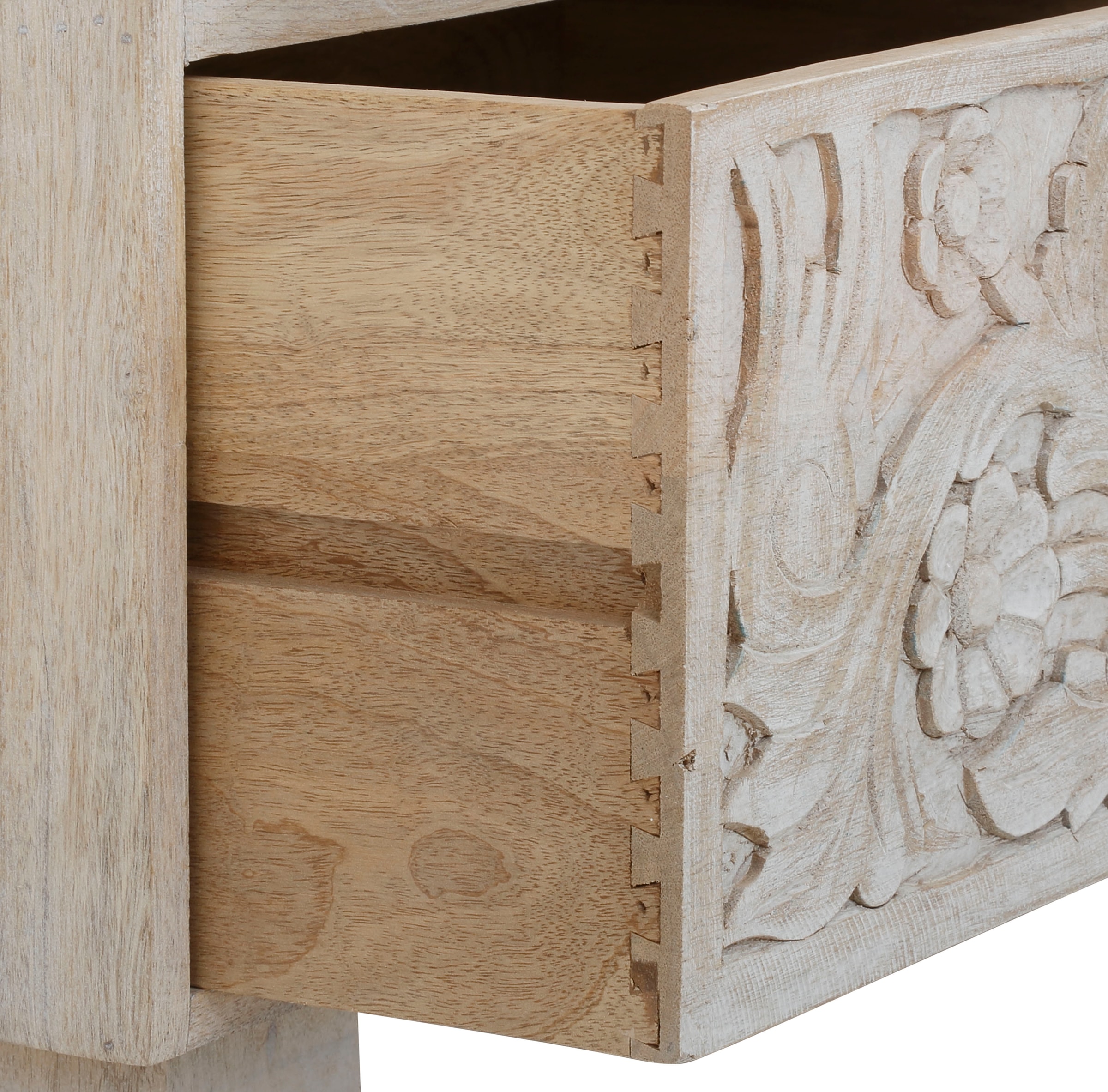 Home affaire Kommode »Lavin Sideboard«, Mangoholz, mit dekorativen Schnitzereien, Handgefertigt, Breite 110 cm