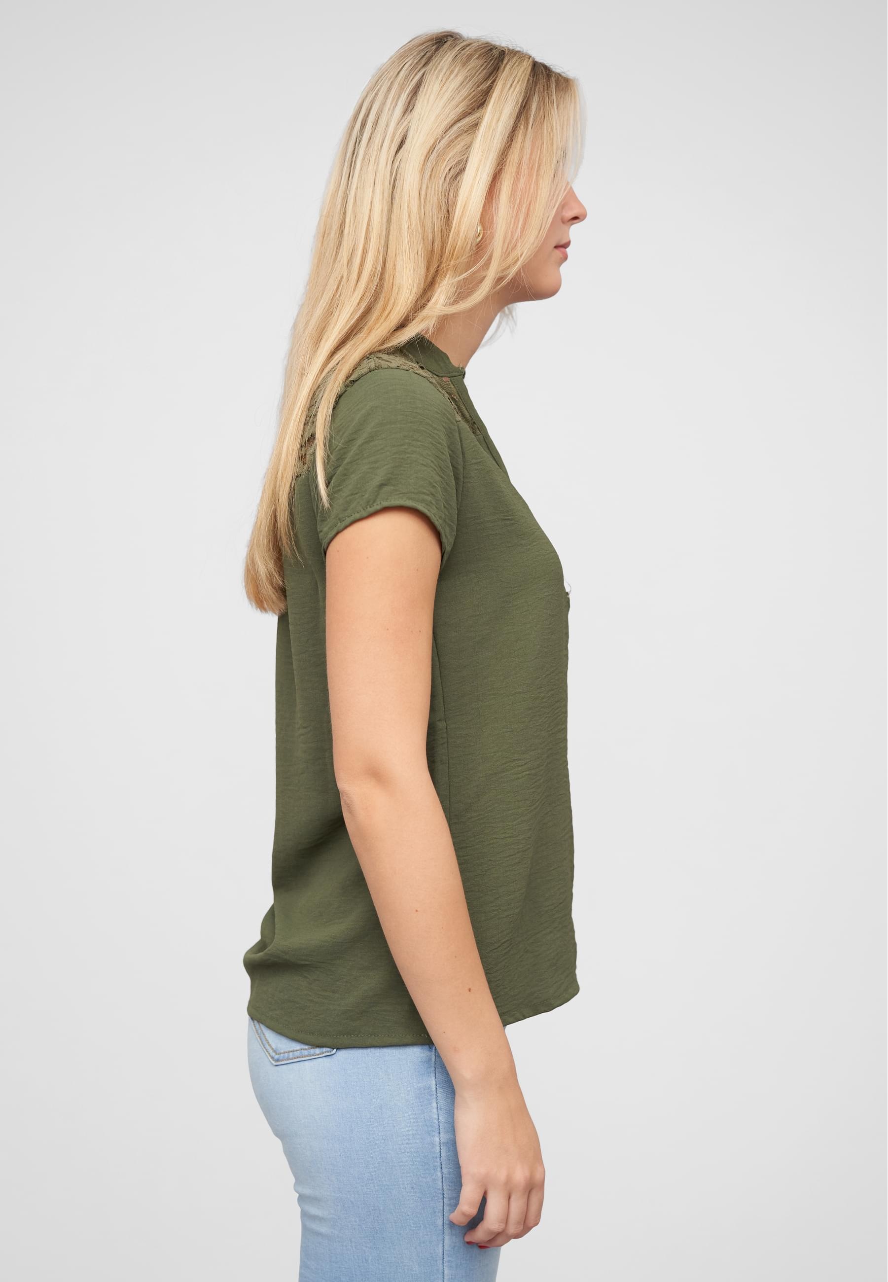 CLOUD 5IVE Klassische Bluse »CLOUD 5IVE Musselin Shirt V-Neck mit Deko Knopfleiste und Spitze«