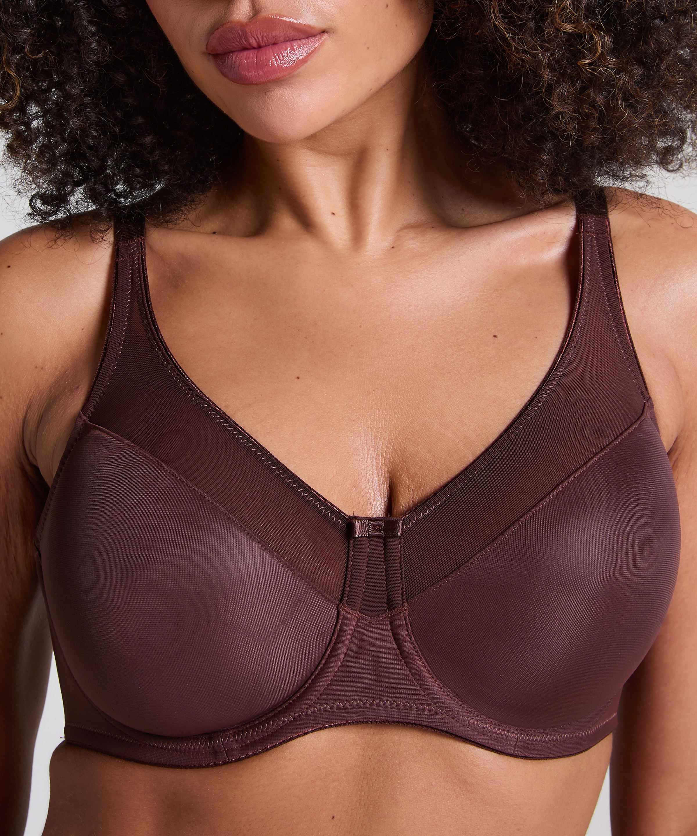 Hunkemöller Bügel-BH »Nina Non-Padded Underwired Minimizer Bra«