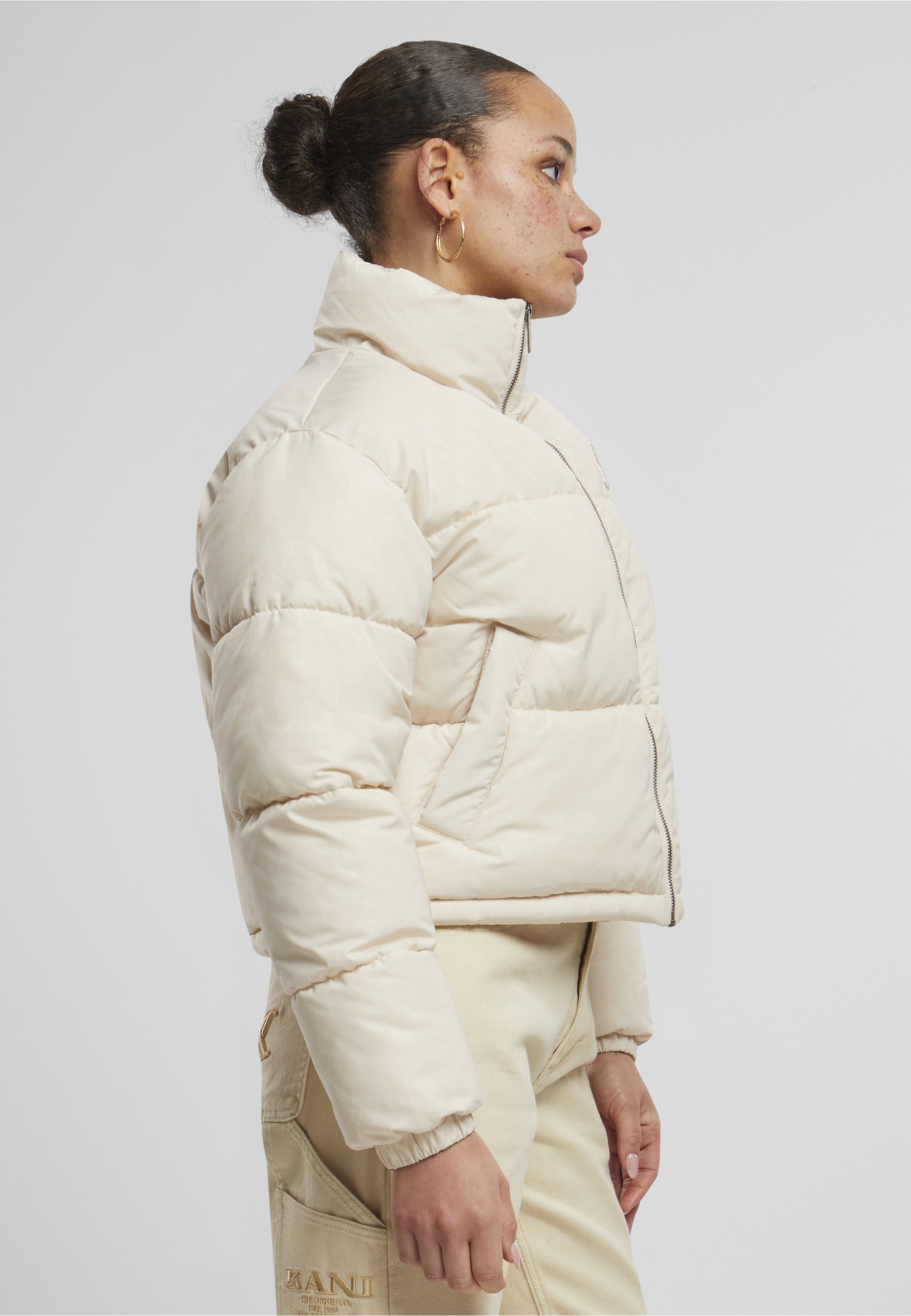 Karl Kani Winterjacke »Karl Kani Karl Kani OG AOP Crop Puffer Jacket« 1 Stk. tlg. ohne Kapuze