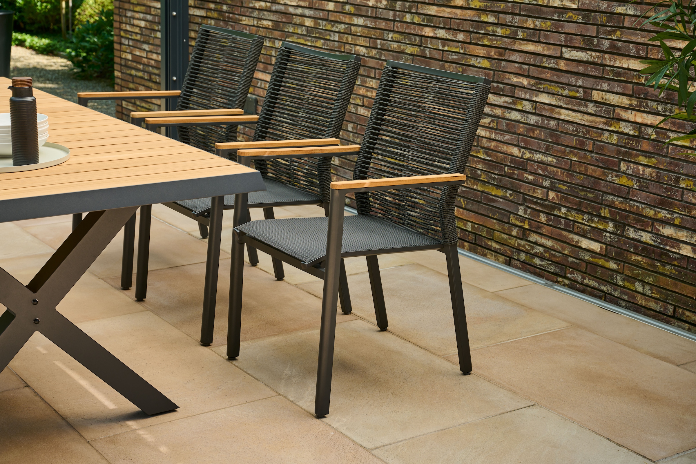 Siena Garden Gartensessel »BOLOGNA Stapelsessel« Aluminiumgestell, Rope Geflecht, Armlehnen aus Teak FSC 100%