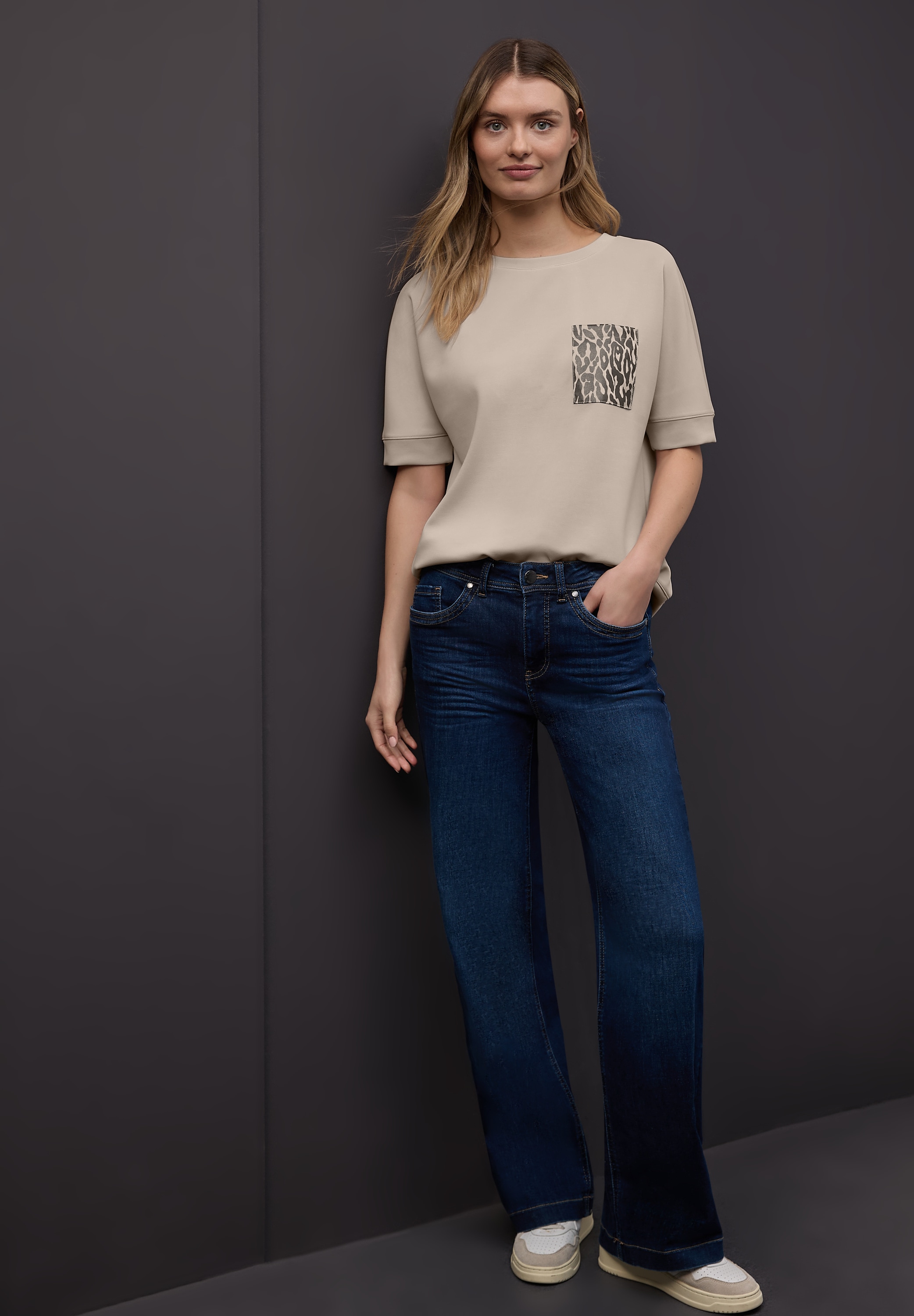 STREET ONE Rundhalsshirt Halbarmshirt mit Leo-Brusttasche