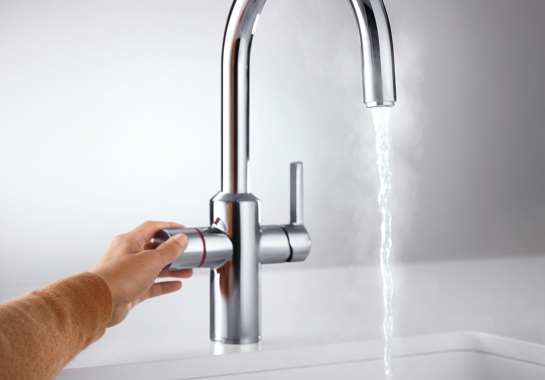 Thumbnail - Blanco Küchenarmatur "drink.hot TAMPERA" mit leichtgängiger Keramikkartusche