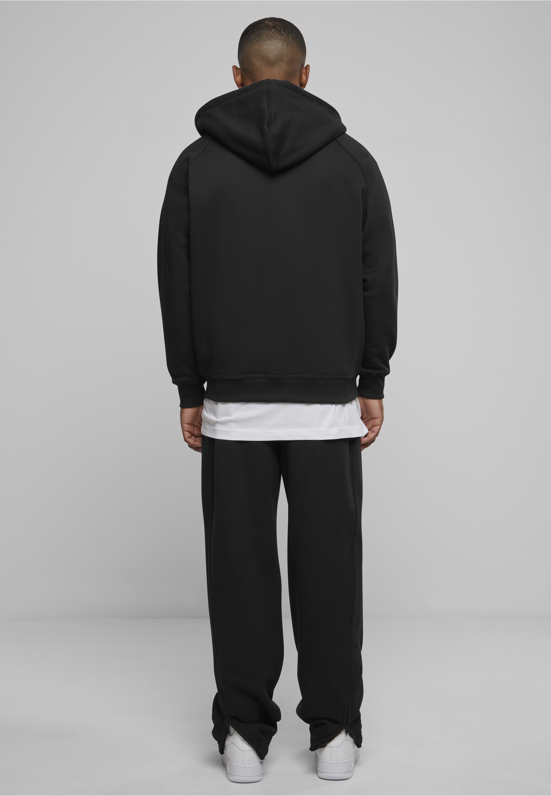 URBAN CLASSICS Trainingsanzug »Urban Classics Herren Blank Suit« 2 Stk.