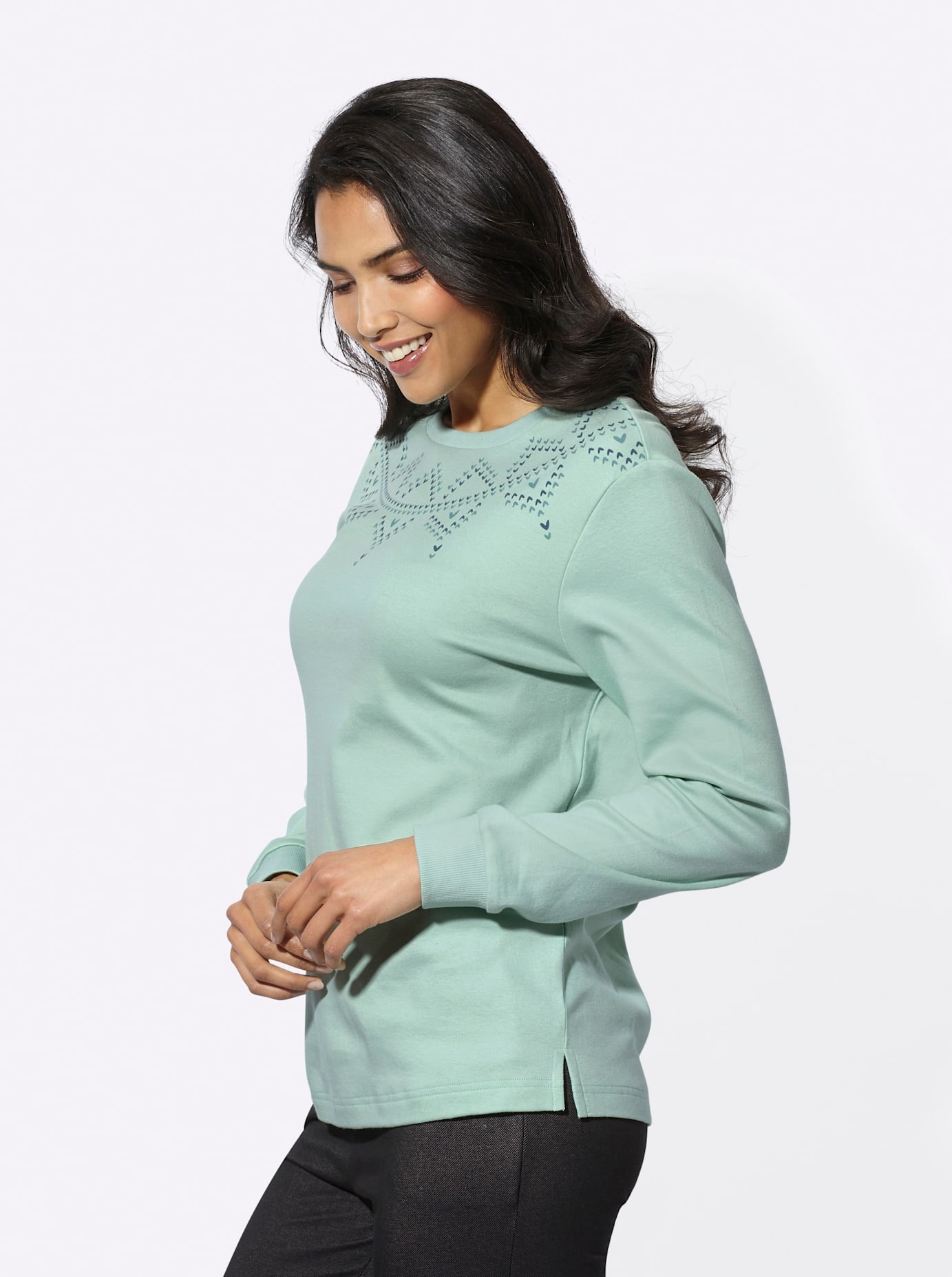   Sweatshirt
