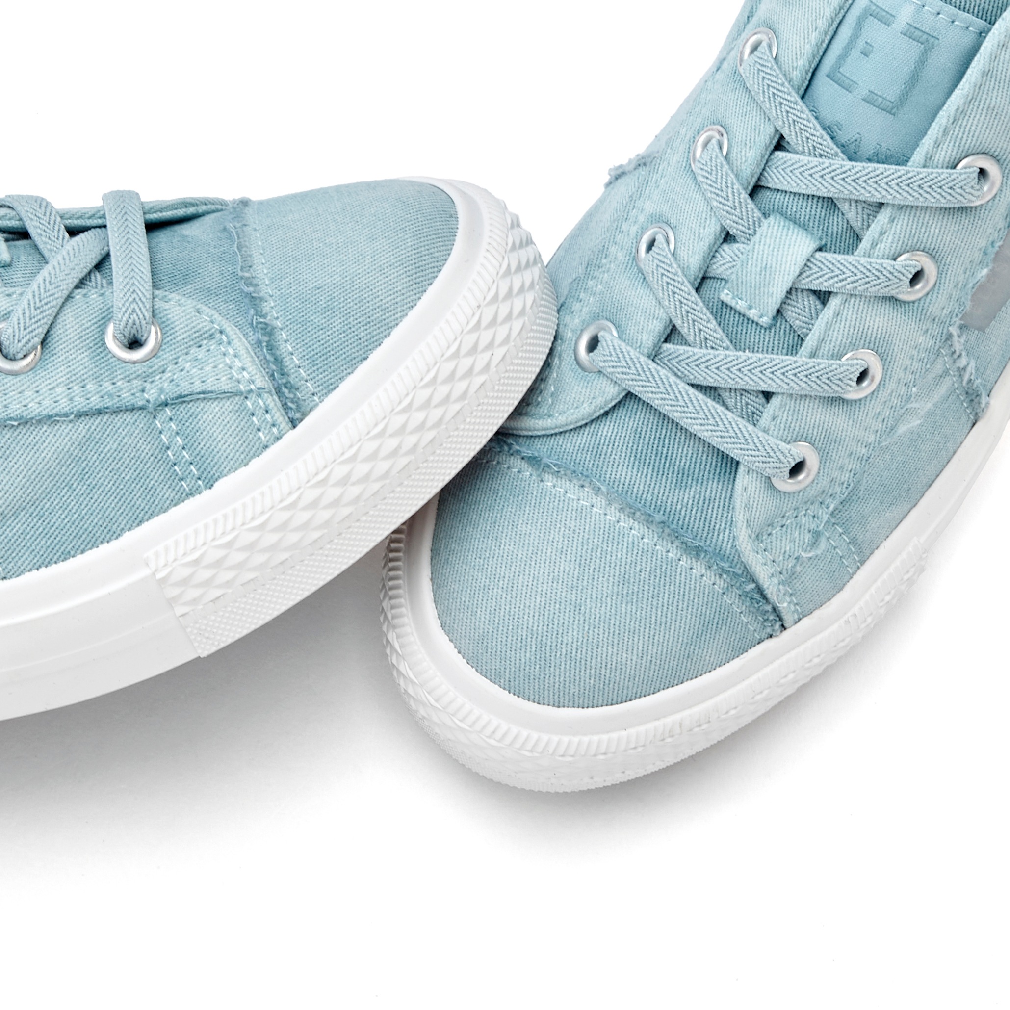 Sneaker ELBSAND "Sabot, Clog, Freizeitschuh, Halbschuh, Stoffschuh, Turnschuh", Damen, Gr. 36, blau (hellblau), Obermaterial: 100% Textilmaterial. Decksohle: 100% Textilmaterial. Futter: 100% Textilmaterial. Laufsohle: 100% Synthetik, unifarben, Schuhe Sn 3