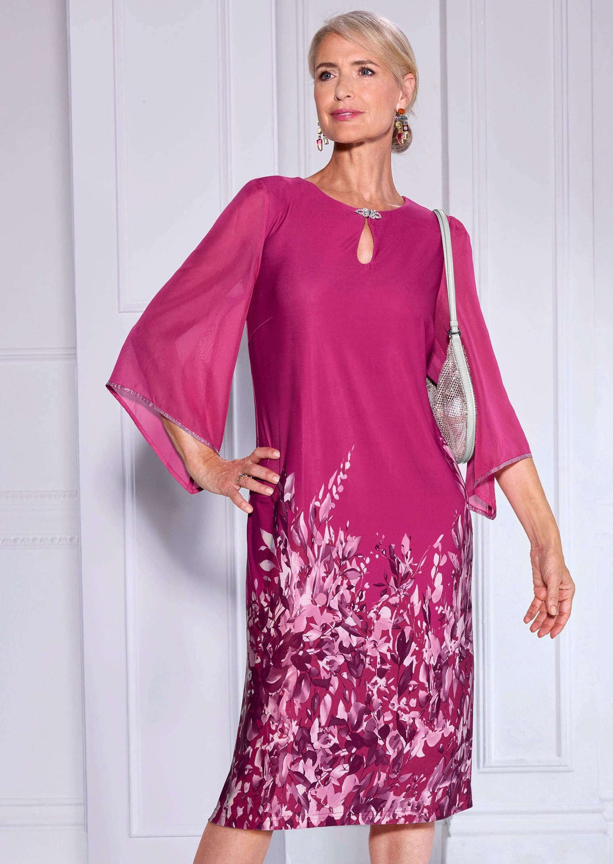 Sommerkleid GOLDNER "Kurzgröße Pinkes edles Chiffon-Kleid mit 3/4-Arm", Damen, Gr. 19, K-Gr, pink (pink, geblümt), Obermaterial: 96% Polyester PES. 4% Elasthan EL., gerade, Asymmetrisch, Kleider Sommerkleid, Glitzersteine 3