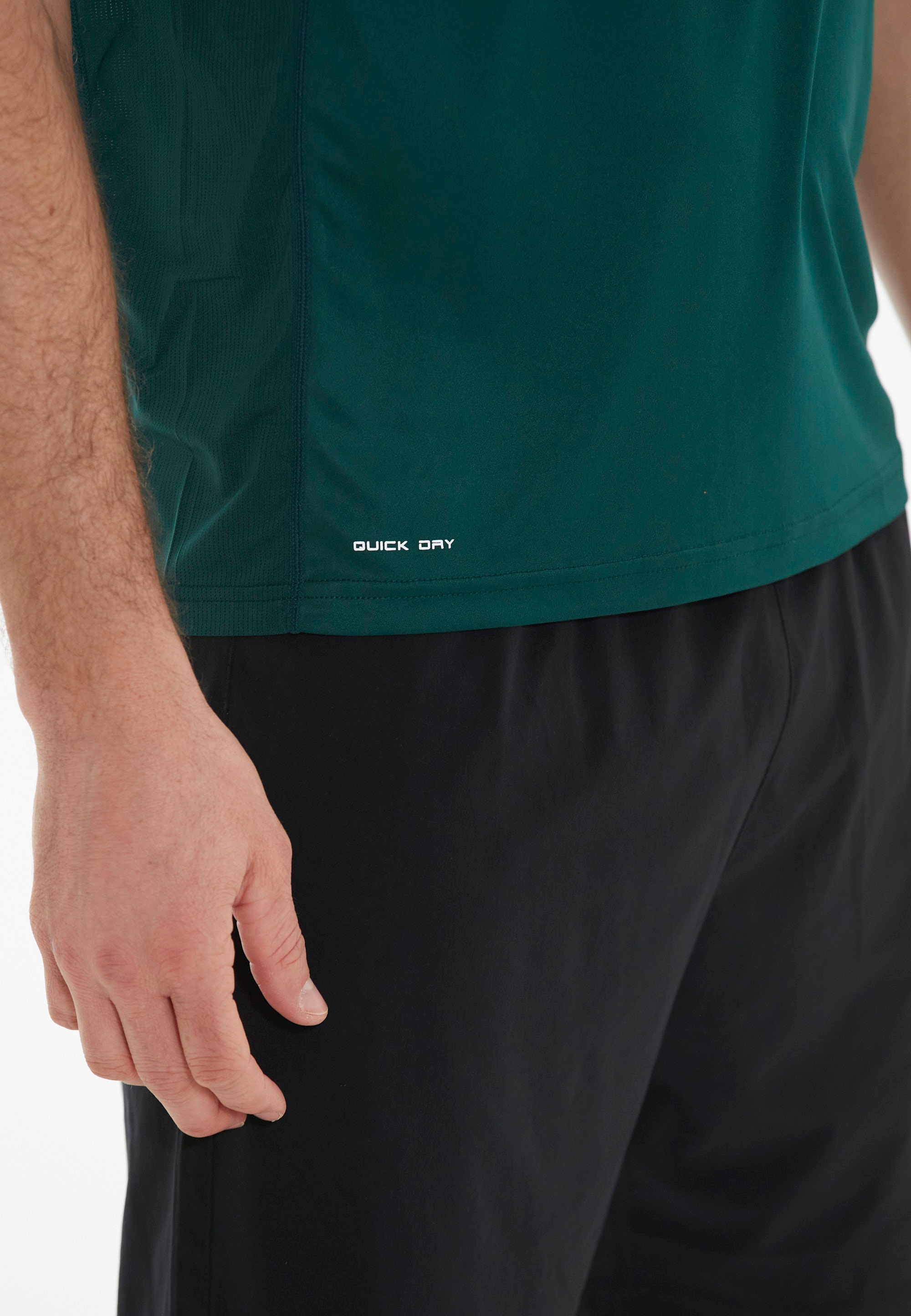ENDURANCE Muskelshirt »LASSE M Sleeveless«, (1 tlg.), aus nachhaltigem Recyling-Polyester