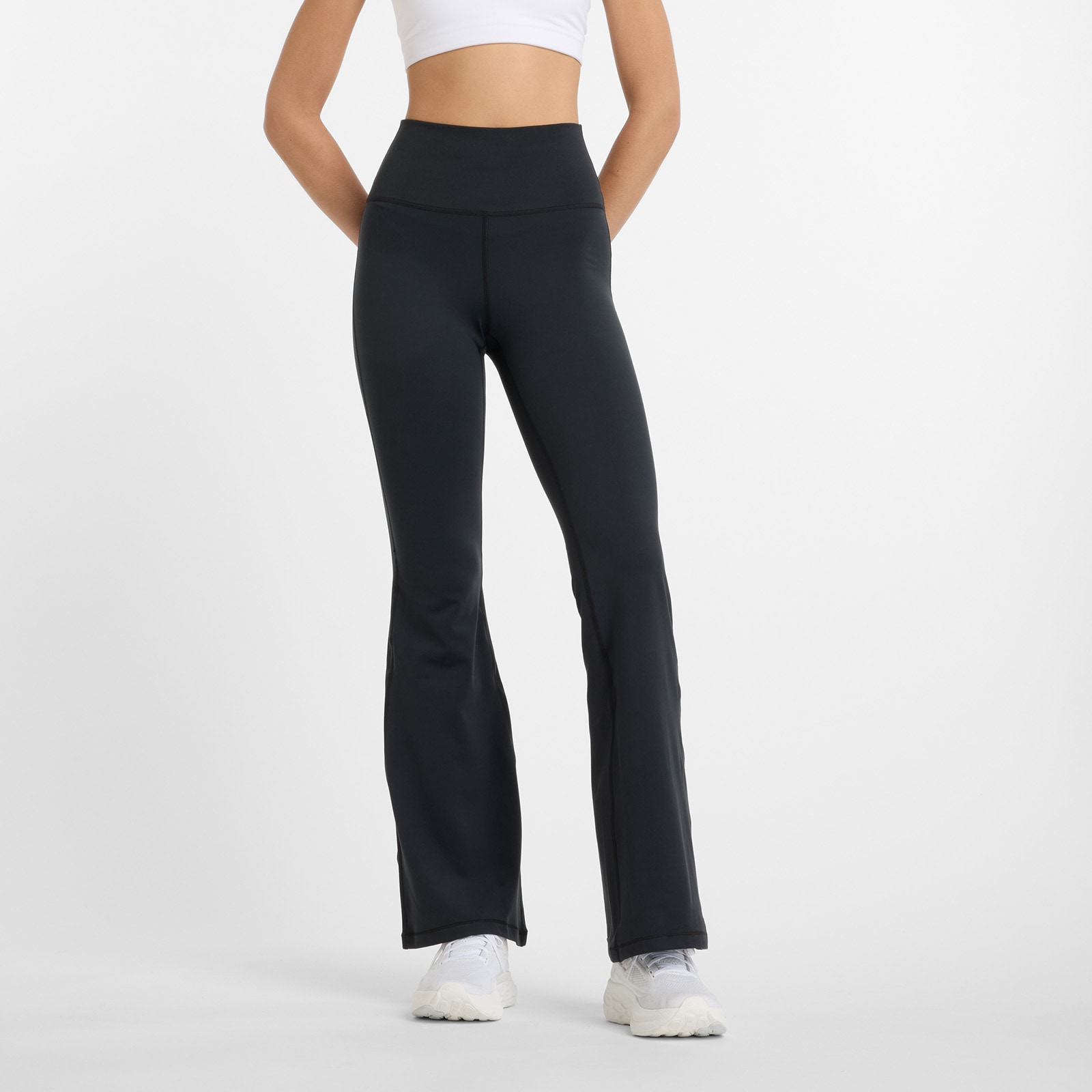 NEW BALANCE Damen Yogahose "NB Harmony Flare Pant BLACK", schwarz, Gr. L, Obermaterial: 78% Polyester, 22% Elasthan, Hosen