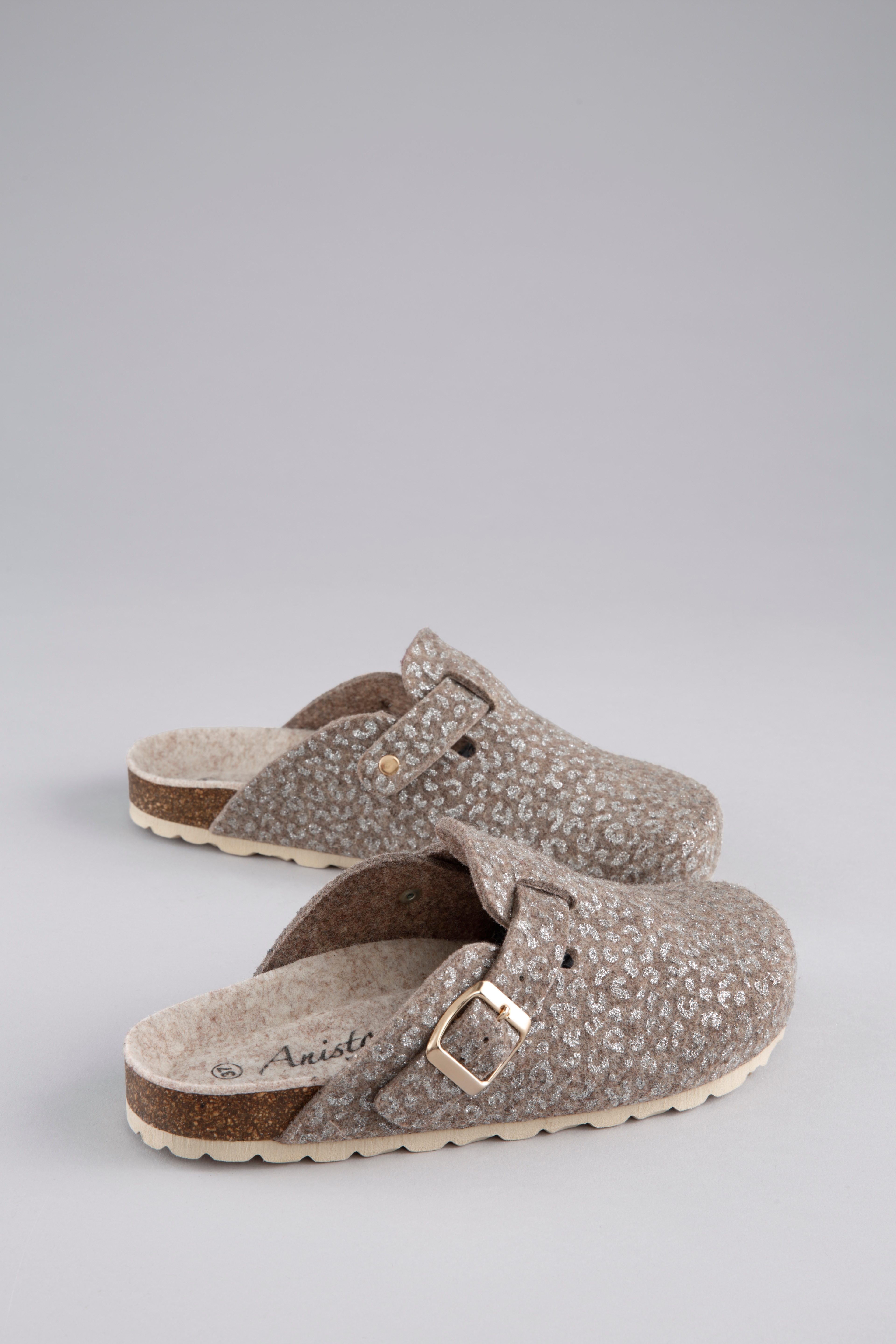 Aniston SHOES Clog Clog, Hausschuh, Homeslipper, verstellbare Schnalle