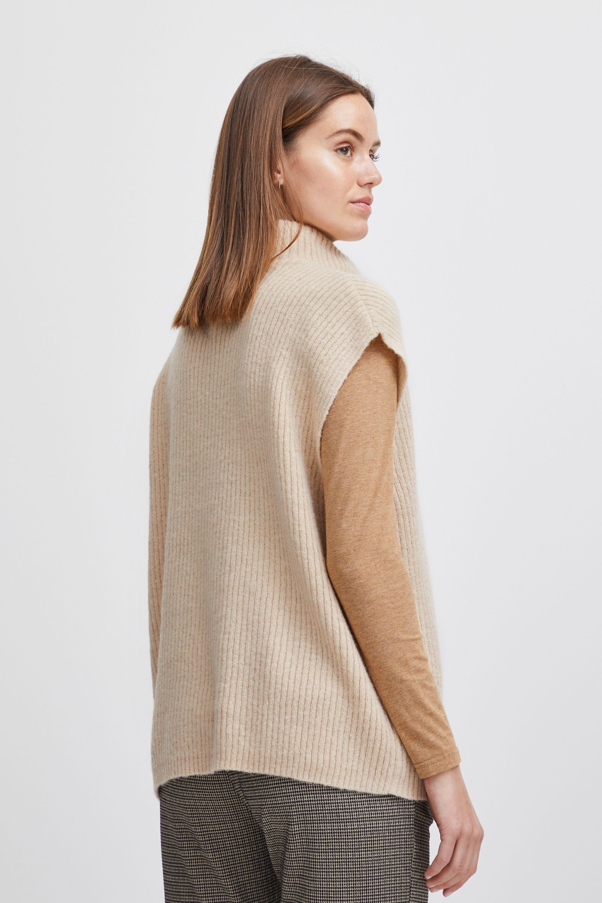 b.young Strickjacke »Pullunder BYOnema«