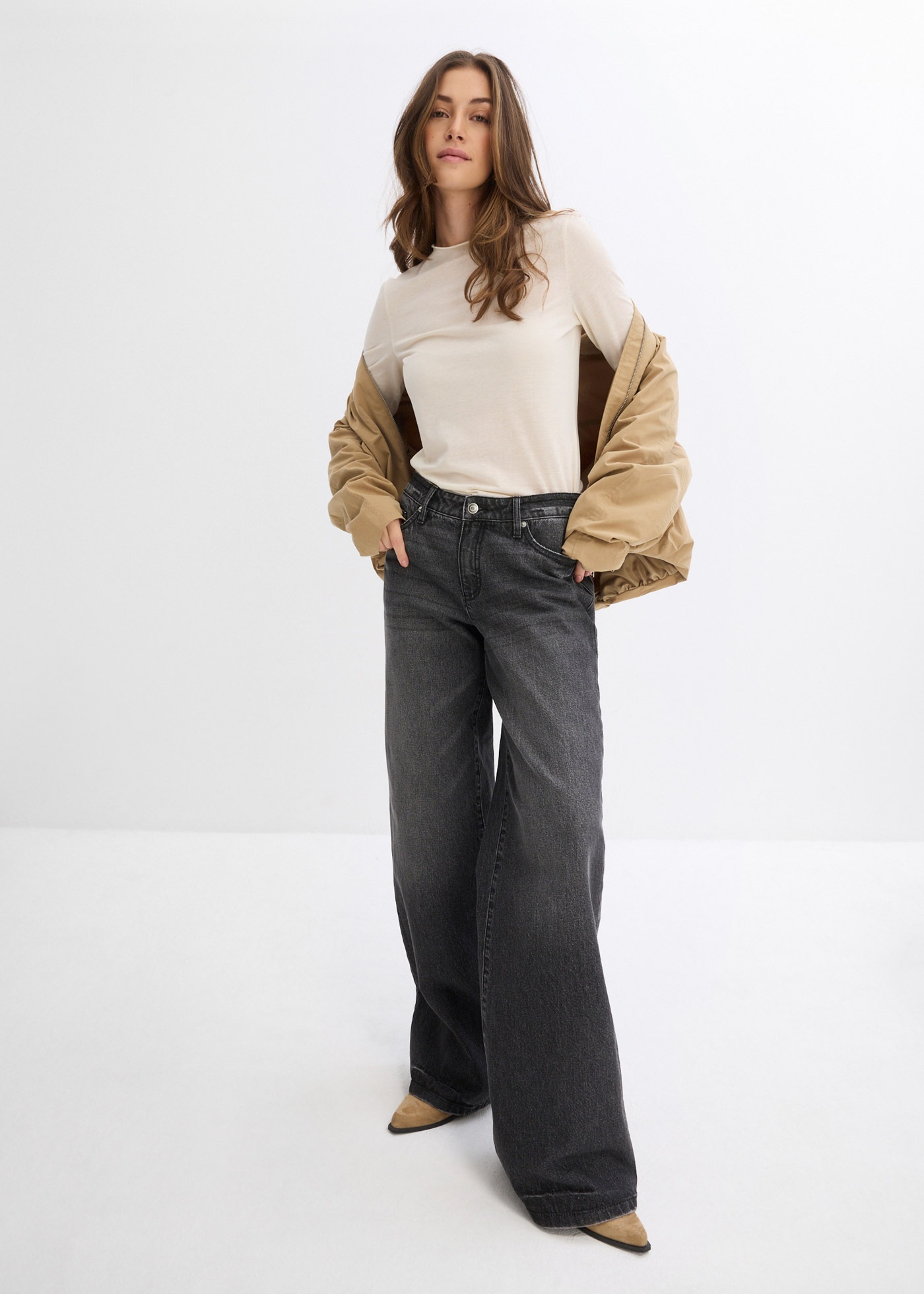 bonprix Weite Jeans 1 mittlere Bundhöhe, aus festem Baumwoll-Denim, mit Zip Fly und Knopf