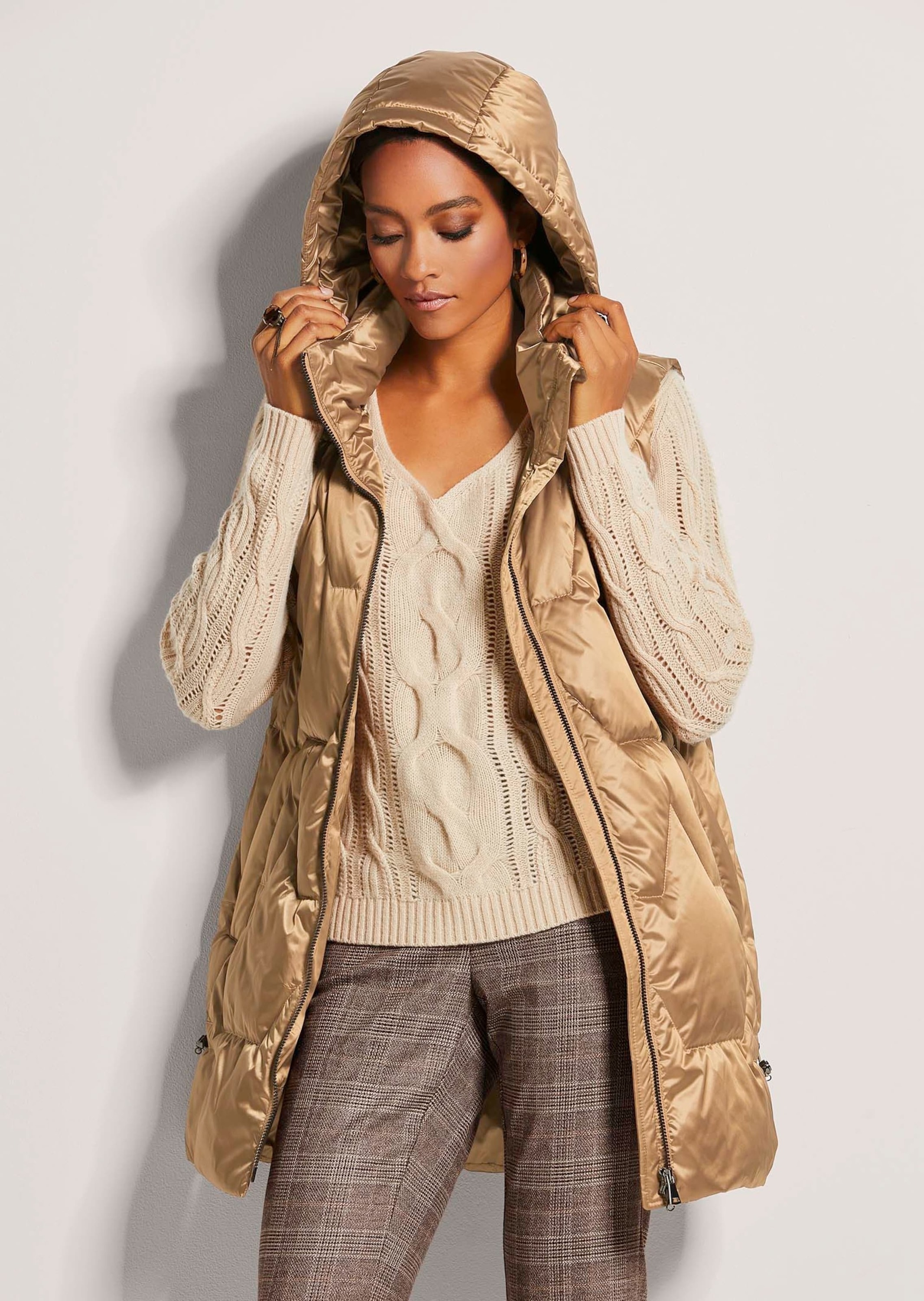 Thumbnail - MADELEINE Kurzweste "Steppweste Winterwarm wattierte Longweste"