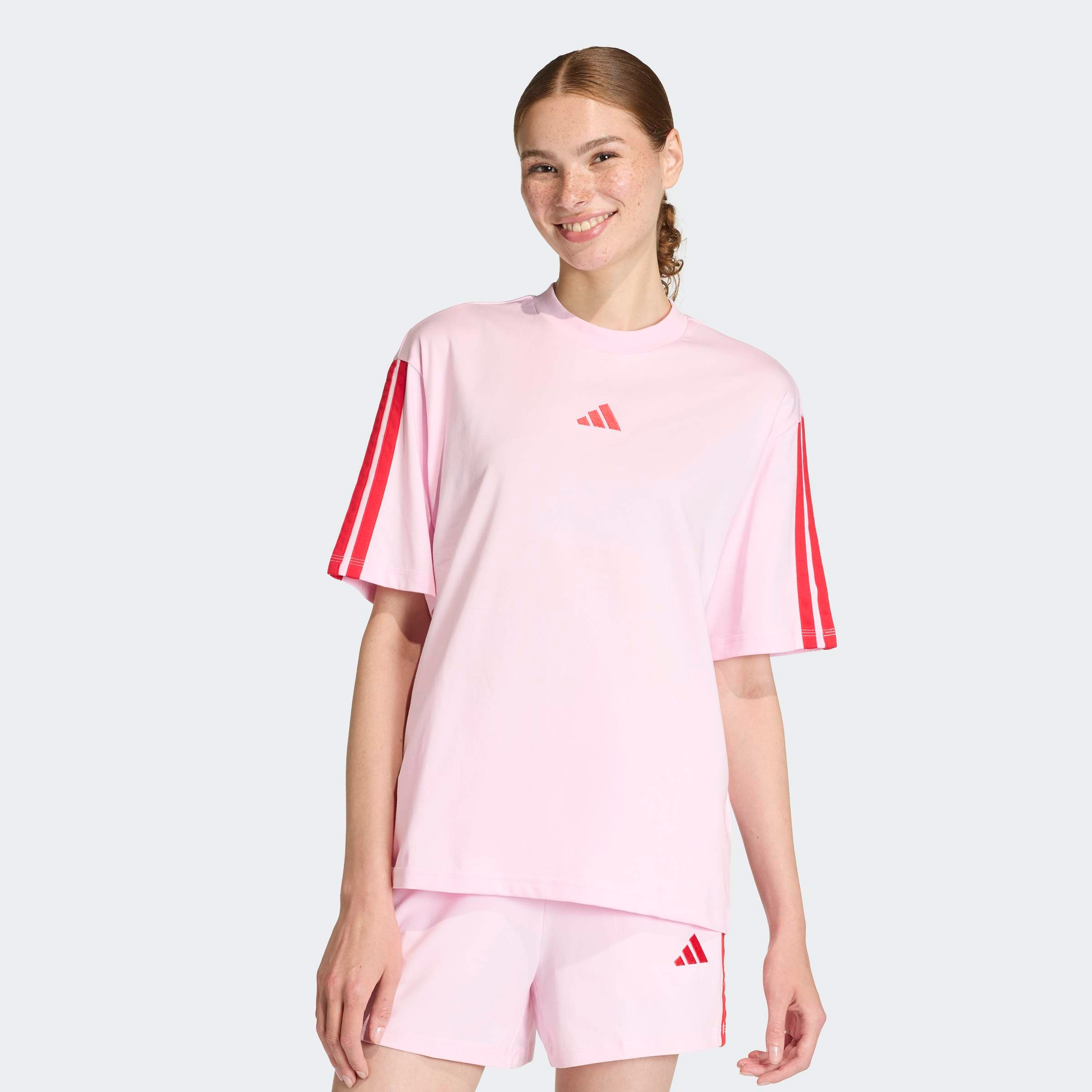 adidas Sportswear T-Shirt "ESSENTIALS 3-STREIFEN BOYFRIEND" lockere Passfor günstig online kaufen