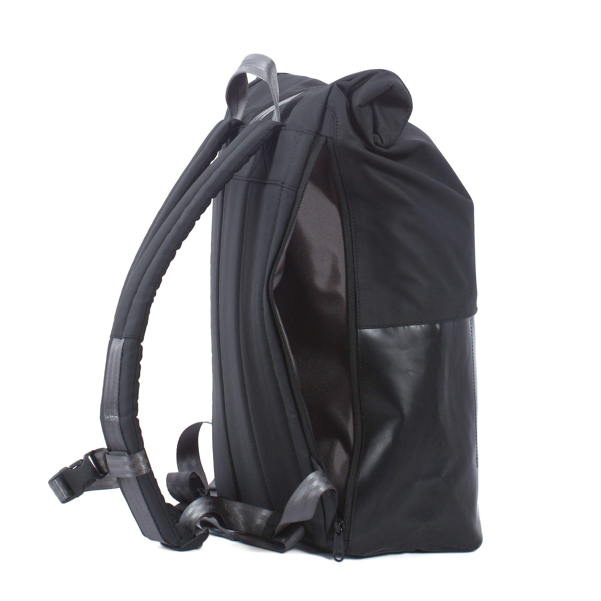 7clouds Laptoprucksack »Nomo 7.1«, GRS (global recycling standard) zertifiziertes Material
