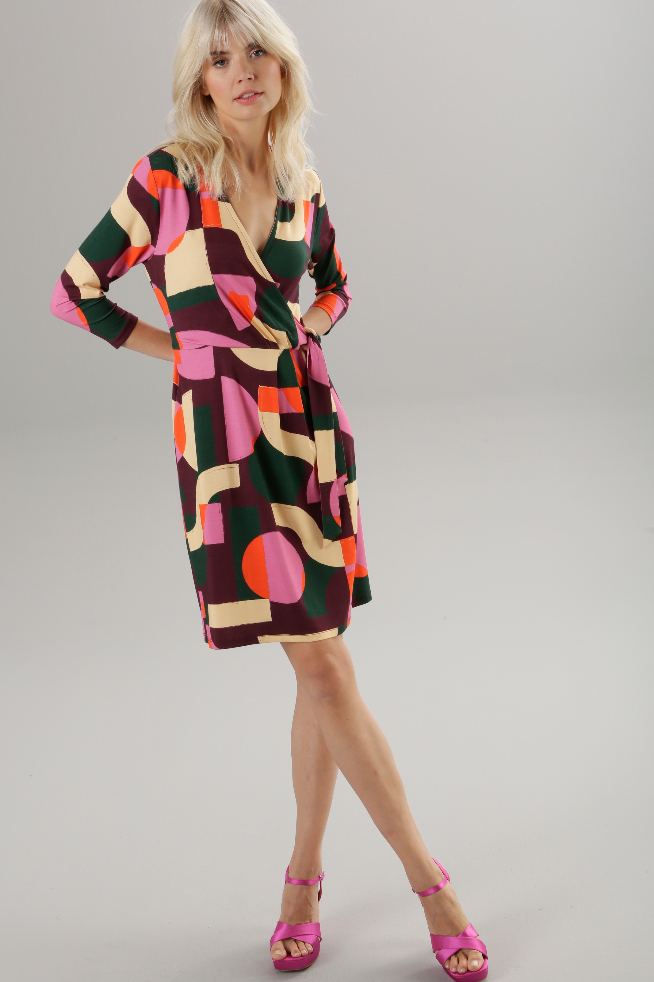 Aniston SELECTED Jerseykleid, mit Ausschnitt für Wickeloptik | BAUR in KOLLEKTION - und NEUE Bindedetail bestellen