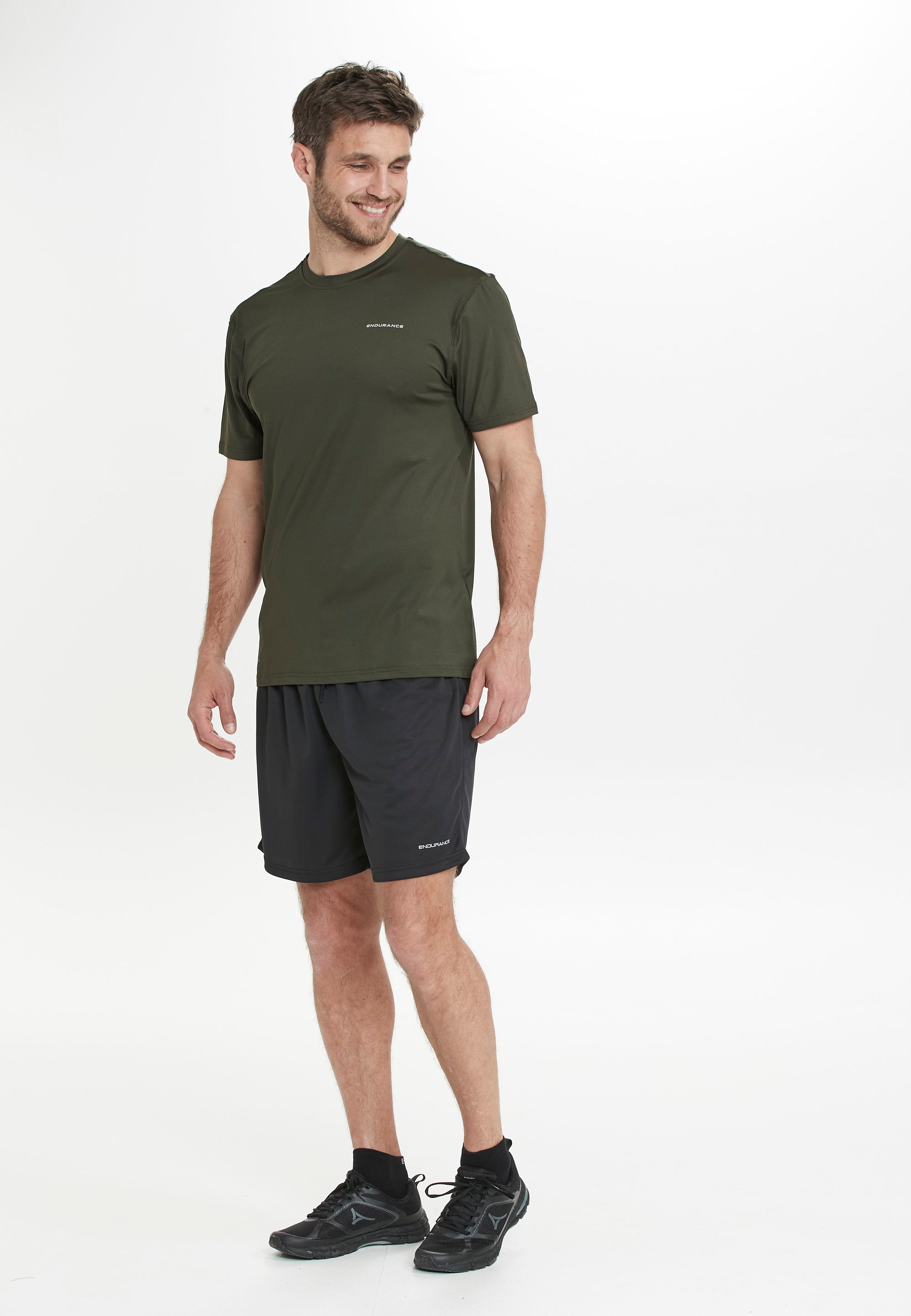 ENDURANCE Shorts »Sesto«, mit schnelltrocknender QUICK DRY-Technologie