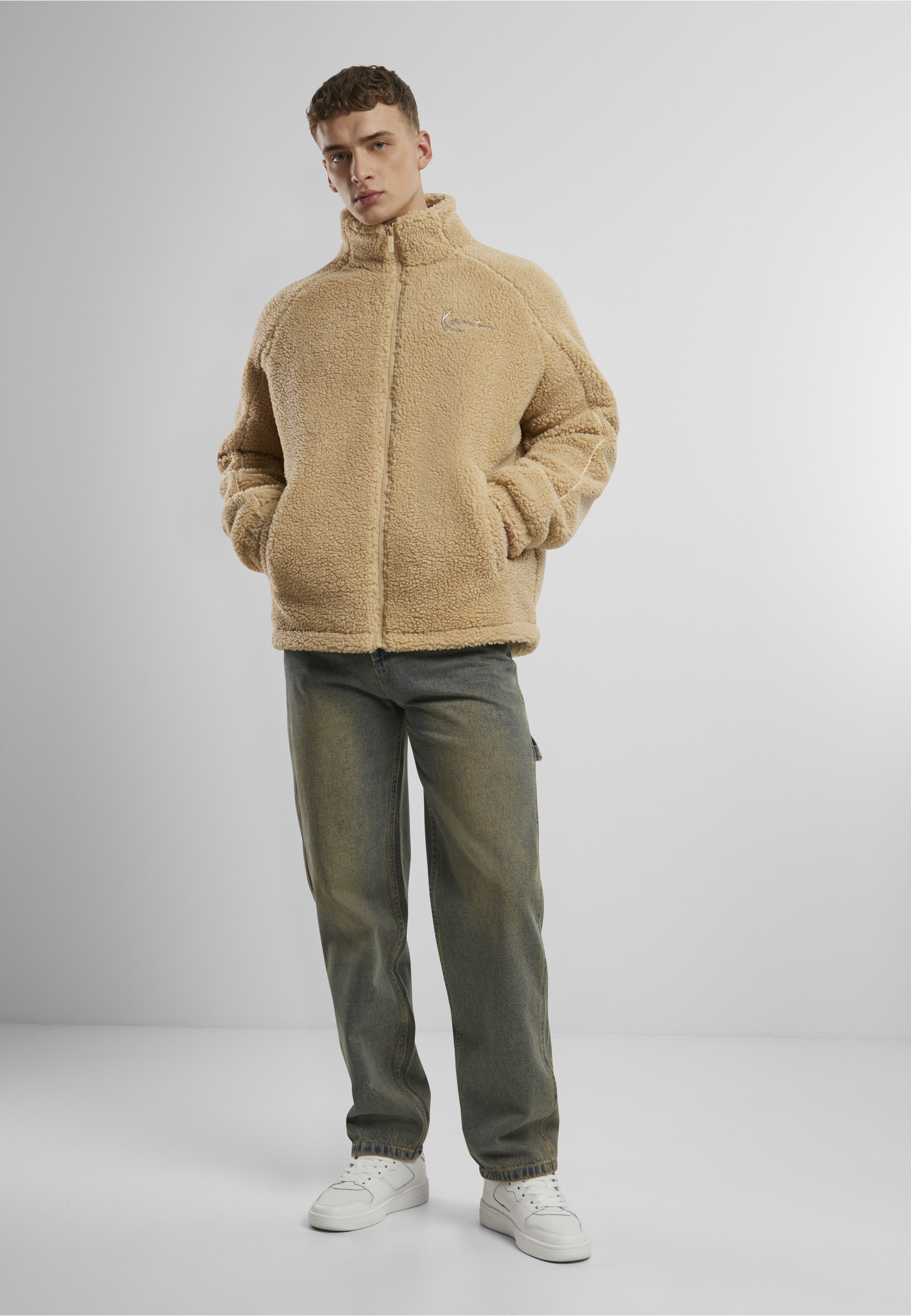 Karl Kani Allwetterjacke »Karl Kani Karl Kani Metal Signature Teddy Jacket« 1 Stk. tlg. ohne Kapuze