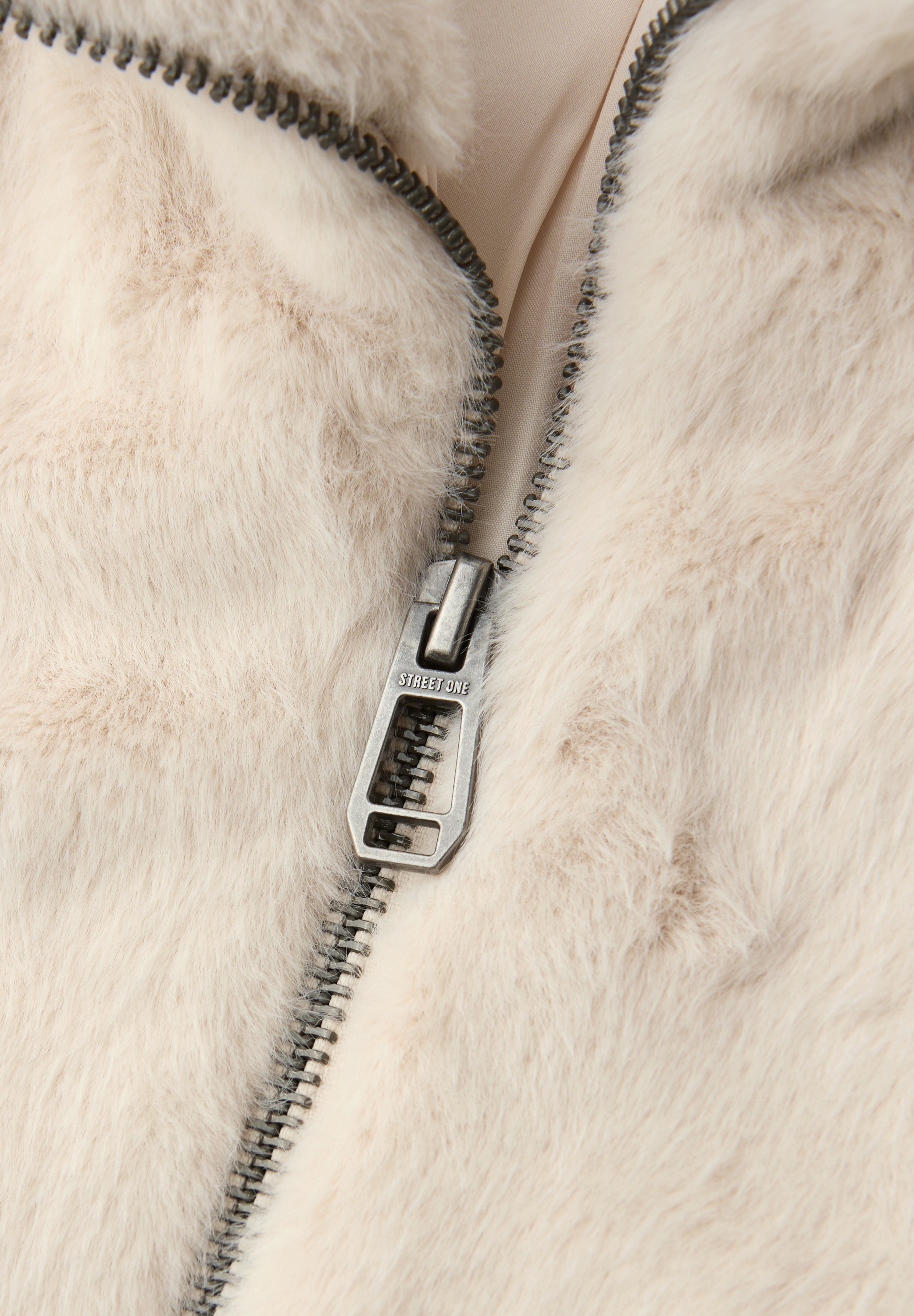 STREET ONE STUDIO Fellimitatjacke ohne Kapuze mit Tunnelzug am Saum