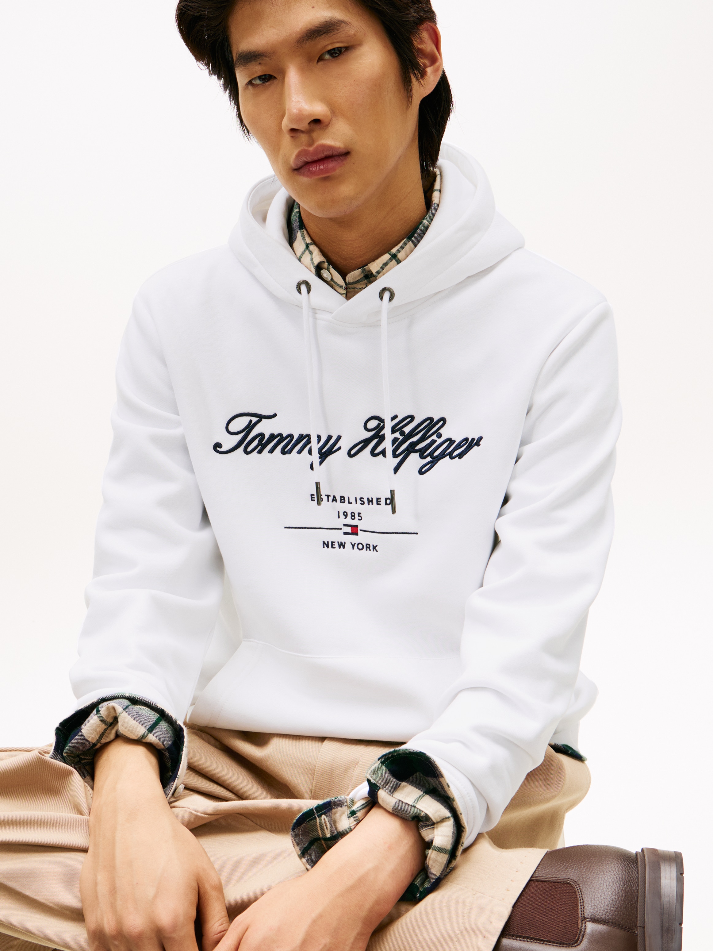 Tommy Hilfiger Hoodie »SCRIPT LOGO HOODY«, mit aufgesticktem Logo
