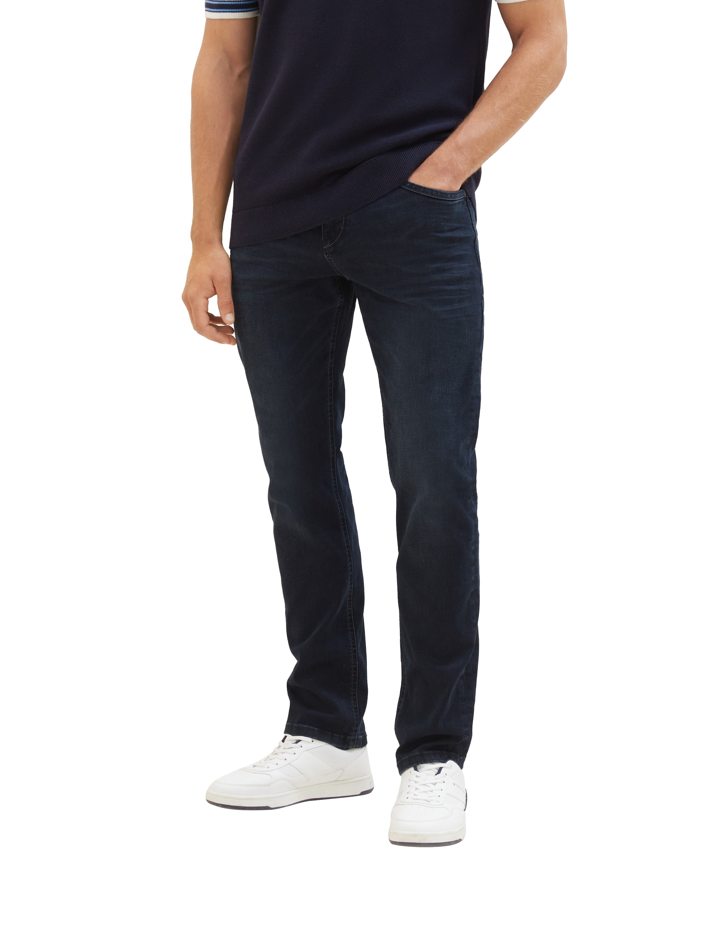 Slim-fit-Jeans, in dunkler Waschung