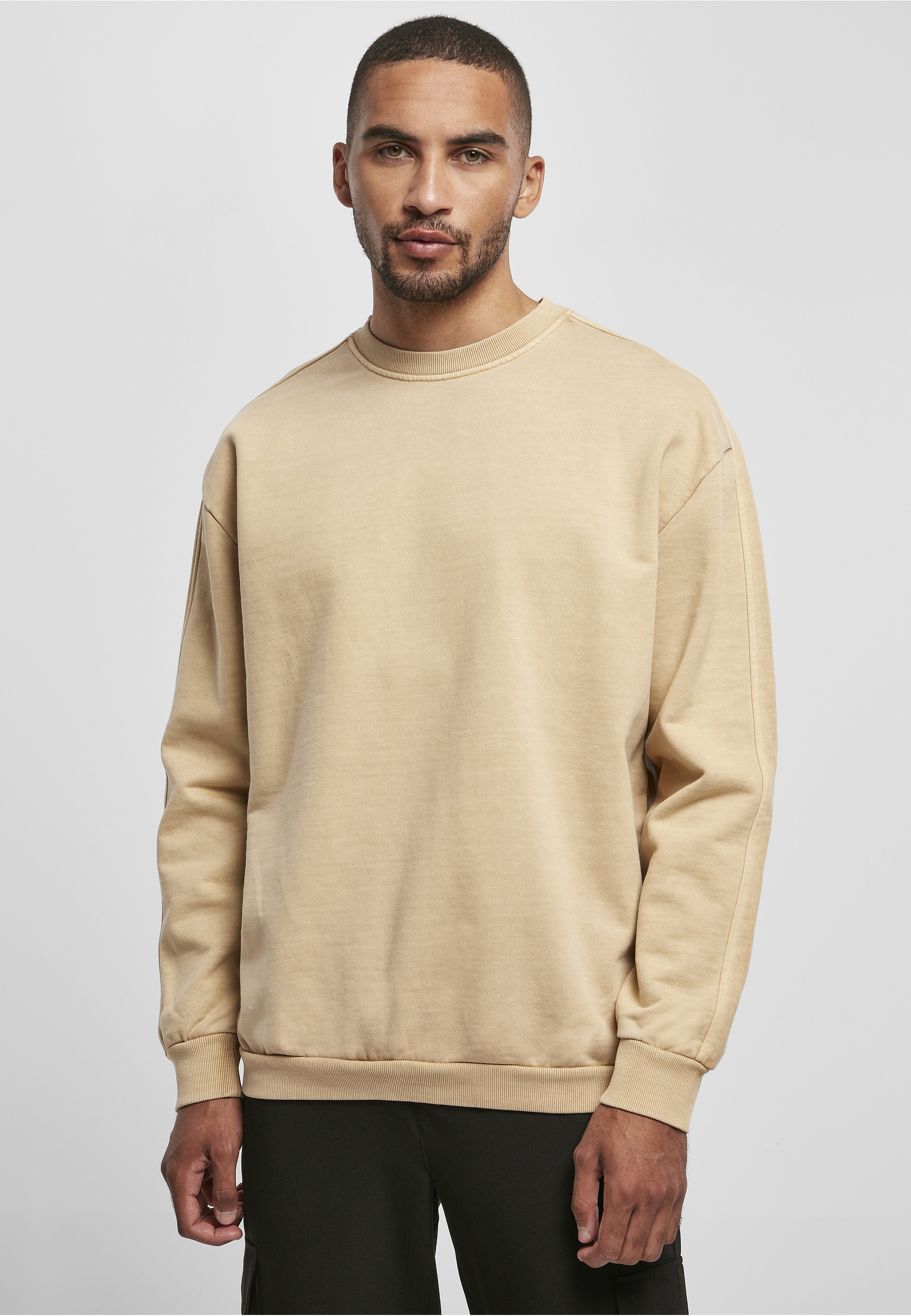 URBAN CLASSICS Sweater »Urban Classics Herren Heavy Terry Garment Dye Crew«, 1 Stk.
