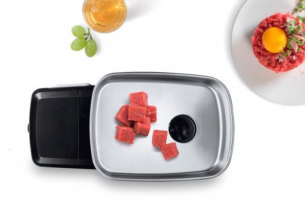 BOSCH Fleischwolf »ProPower MFW68660, Rücklauf, Durchlaufschnitzler«, 800 W, 3 Lochscheiben Edelst. (3/4,8/8mm), Fruchtpressen-/Wurst-/Kebbeaufsatz