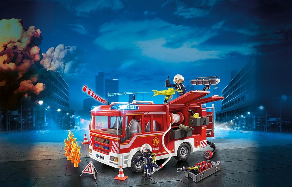 Playmobil® Konstruktions-Spielset »Feuerwehr-Rüstfahrzeug (9464), City Action«, Made in Germany