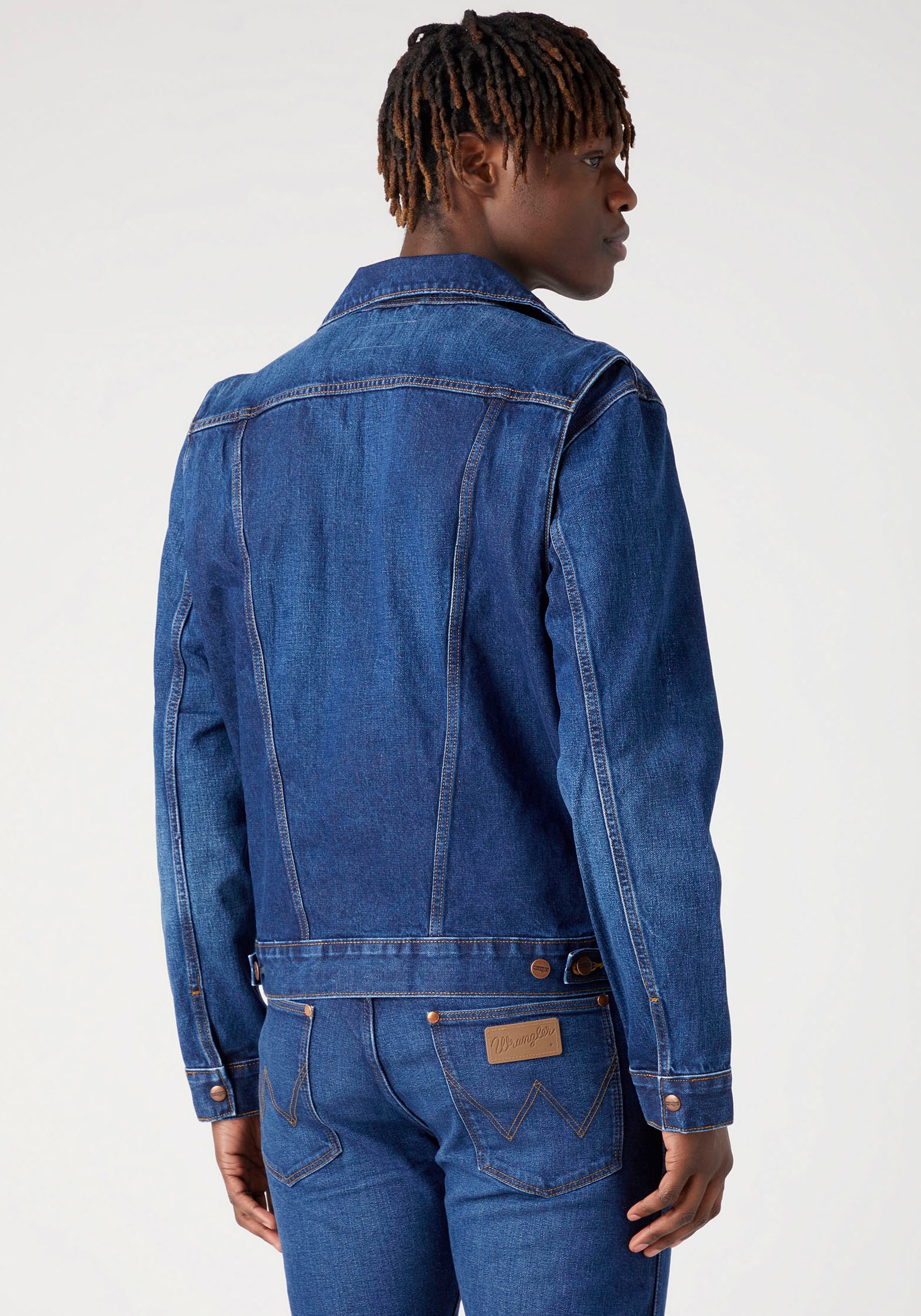 Wrangler Jeansjacke "124MJ", mit Ziernähten günstig online kaufen
