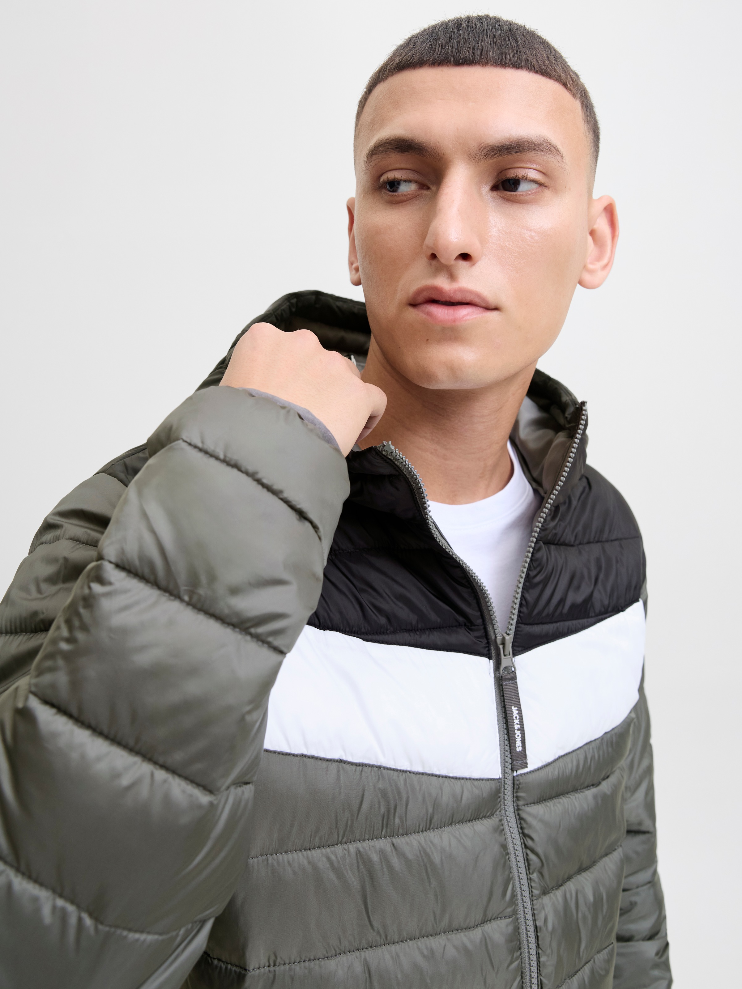 Jack & Jones Steppjacke "JJWEST LIGHT PUFFER HOOD" mit Kapuze günstig online kaufen