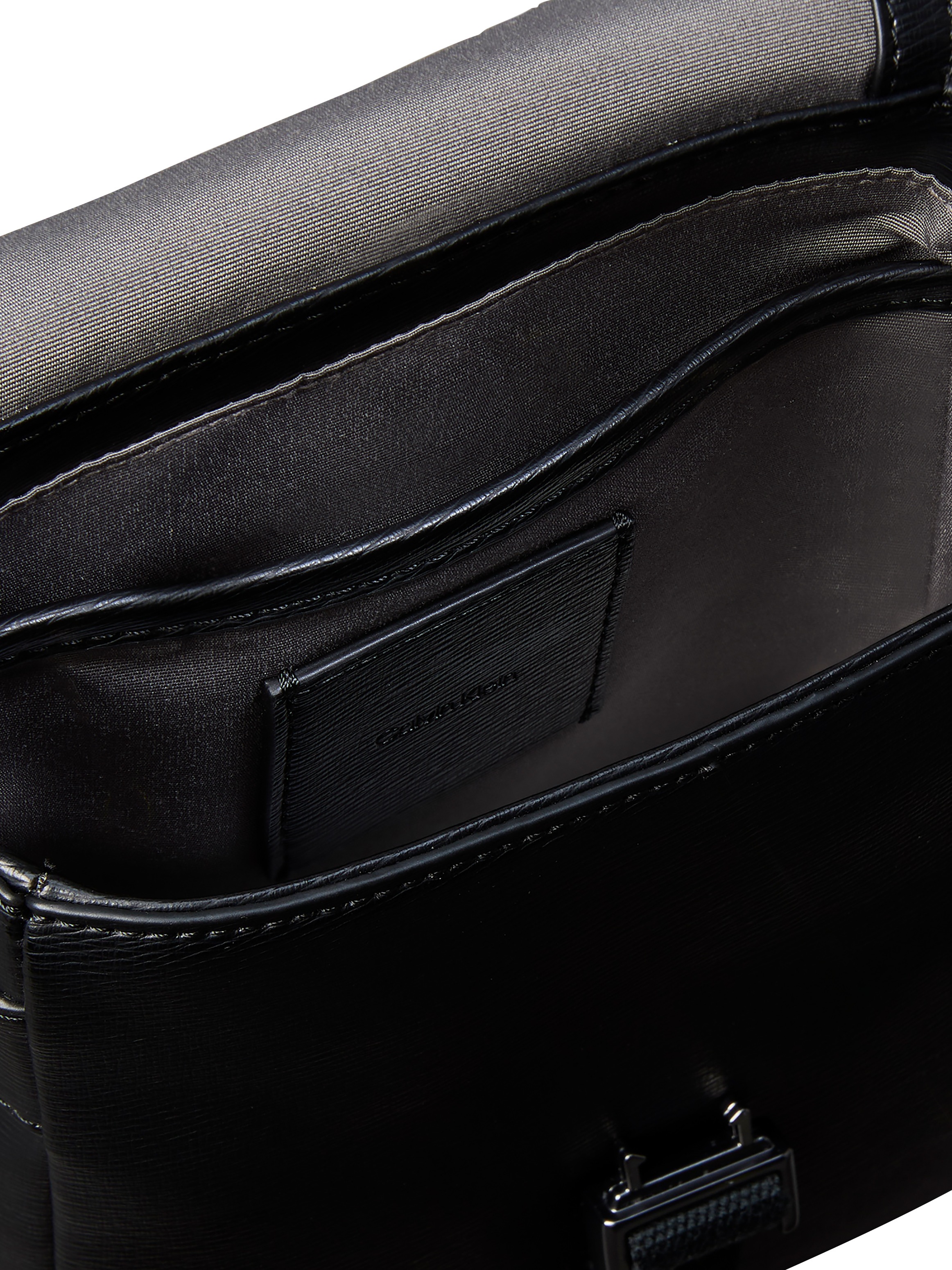 Calvin Klein Umhängetasche »EMBLEM HW REPORTER« Unisex Corss Body Bag, Schultertasche mit edlem Verschluss