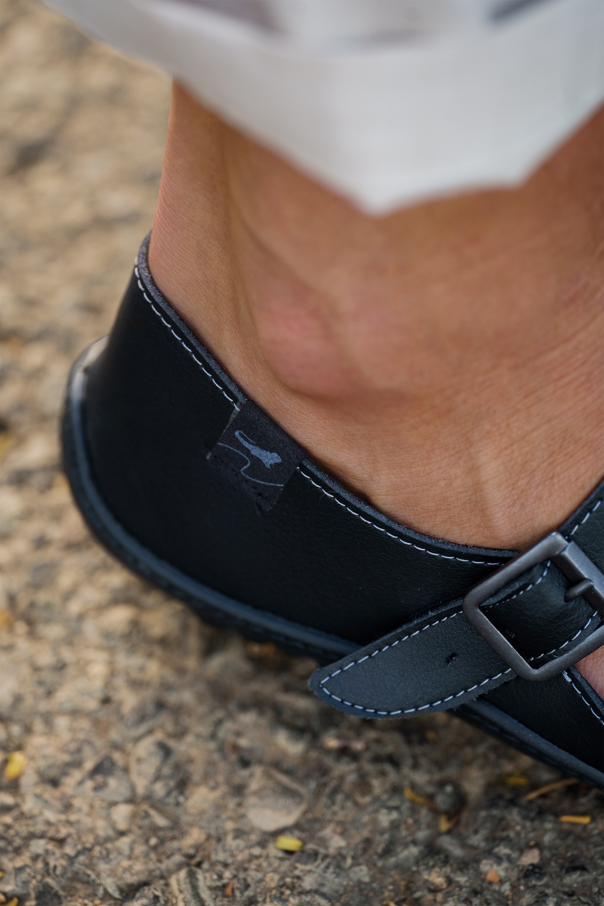 Leguano Barfußschuh »JARO«, Sandale, Bequemschuh, Sommerschuh mit Schnallenverschluss