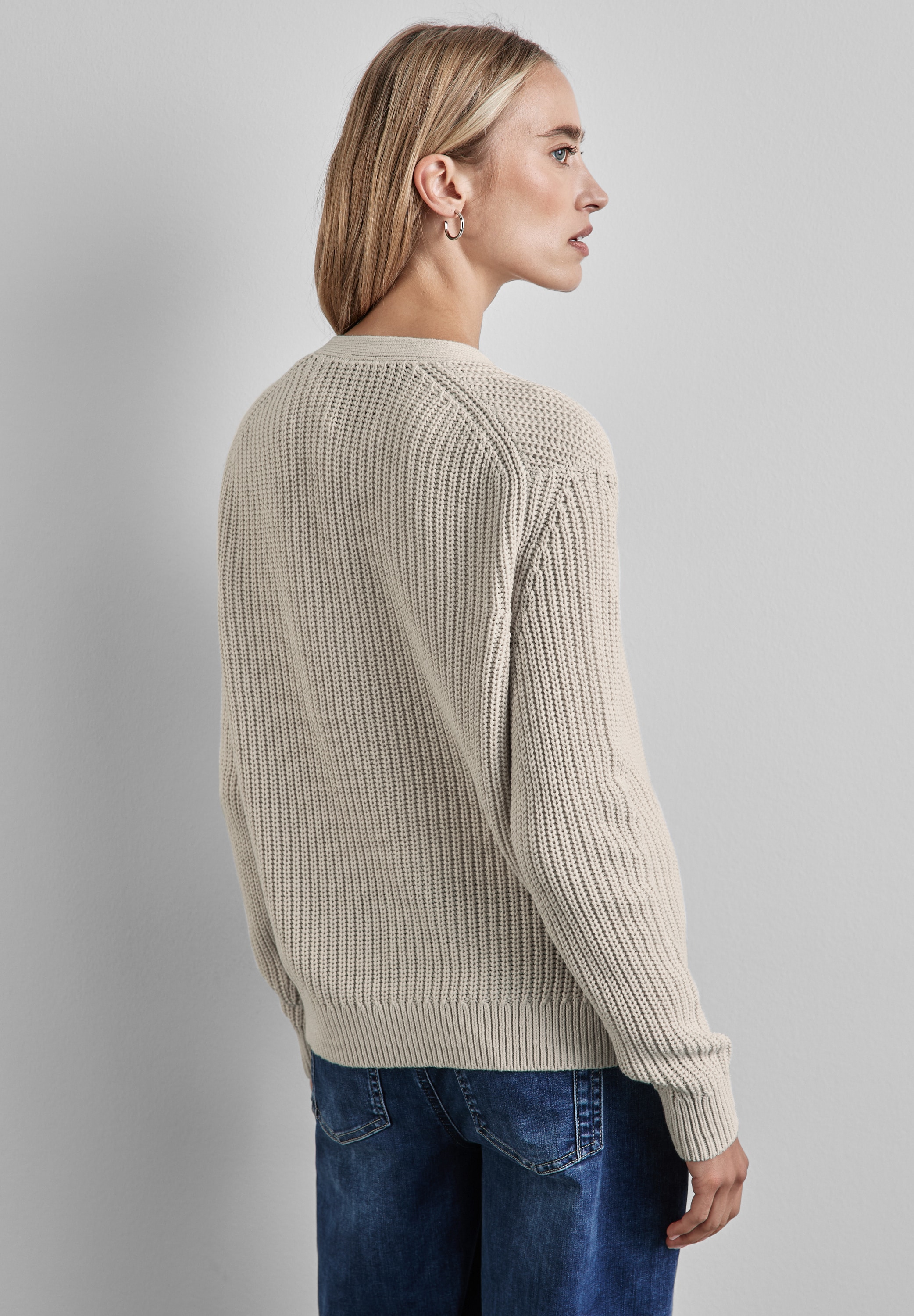 STREET ONE Cardigan, mit V-Ausschnitt