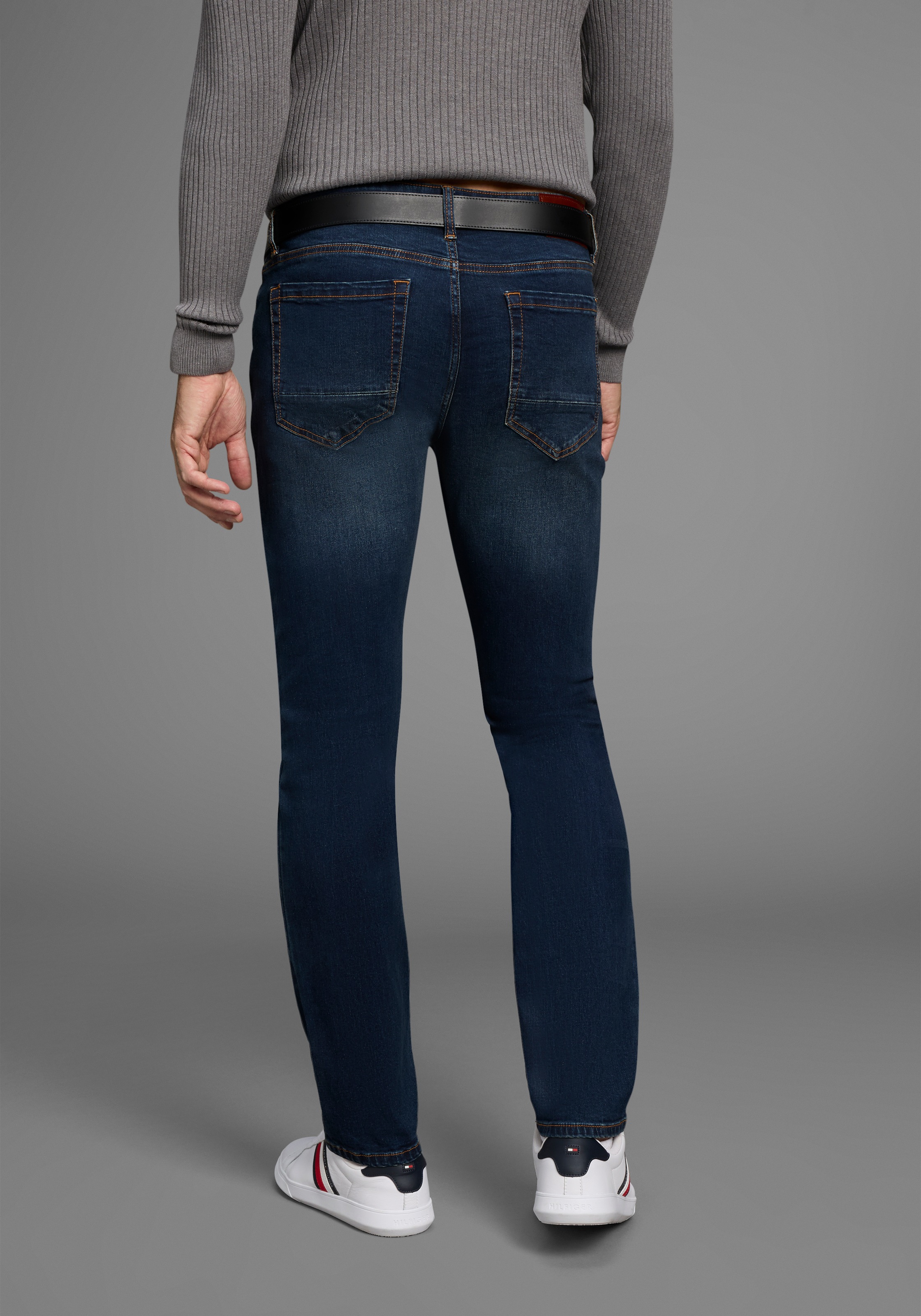 Bruno Banani Straight-Jeans "Hutch" gerade geschnittenes Bein, niedrige Lei günstig online kaufen