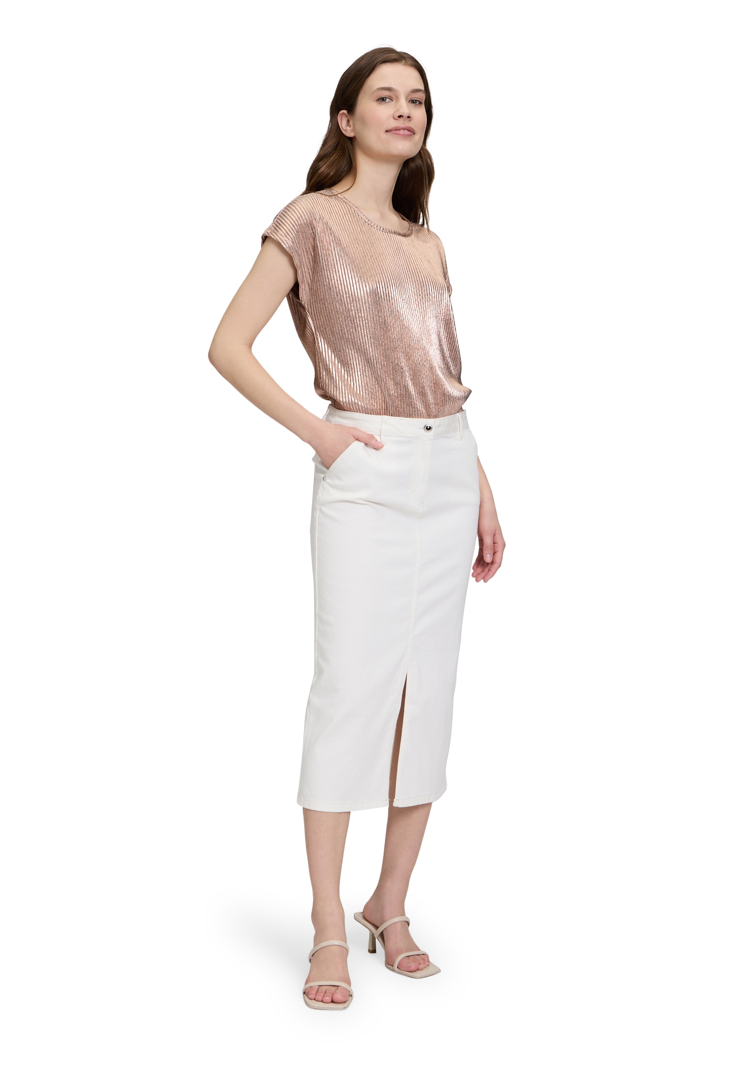 Betty Barclay Kurzarmshirt »Betty Barclay Casual-Shirt mit Glanzeffekt«, (1 tlg.), Foliendruck