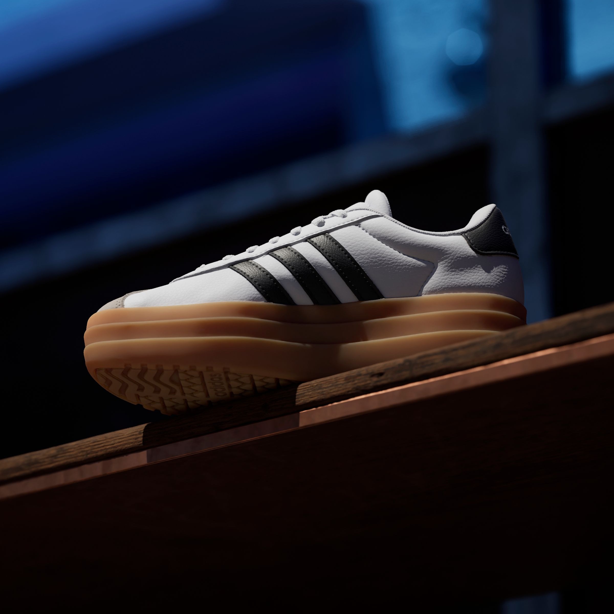 adidas Sportswear Sneaker »VL COURT BOLD LIFESTYLE KIDS«, Design auf den Spuren des adidas Gazelle Bold
