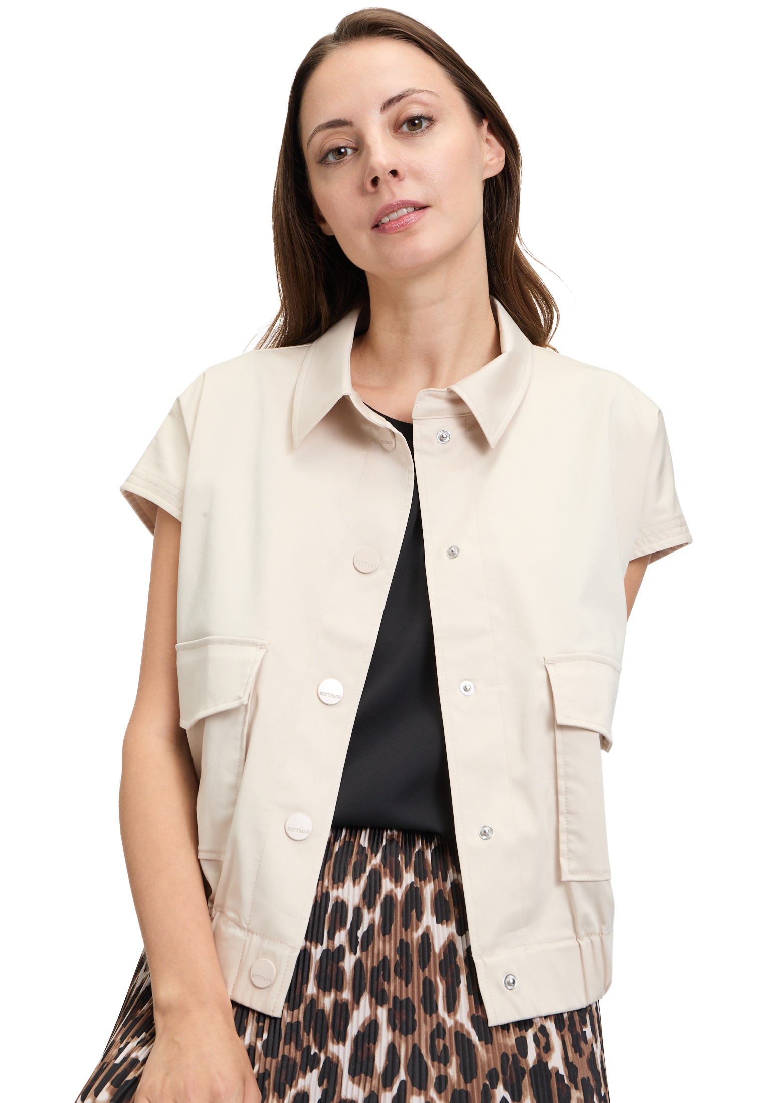 Betty&Co Kurzweste »Betty & Co Sommerweste mit Kragen«, Material