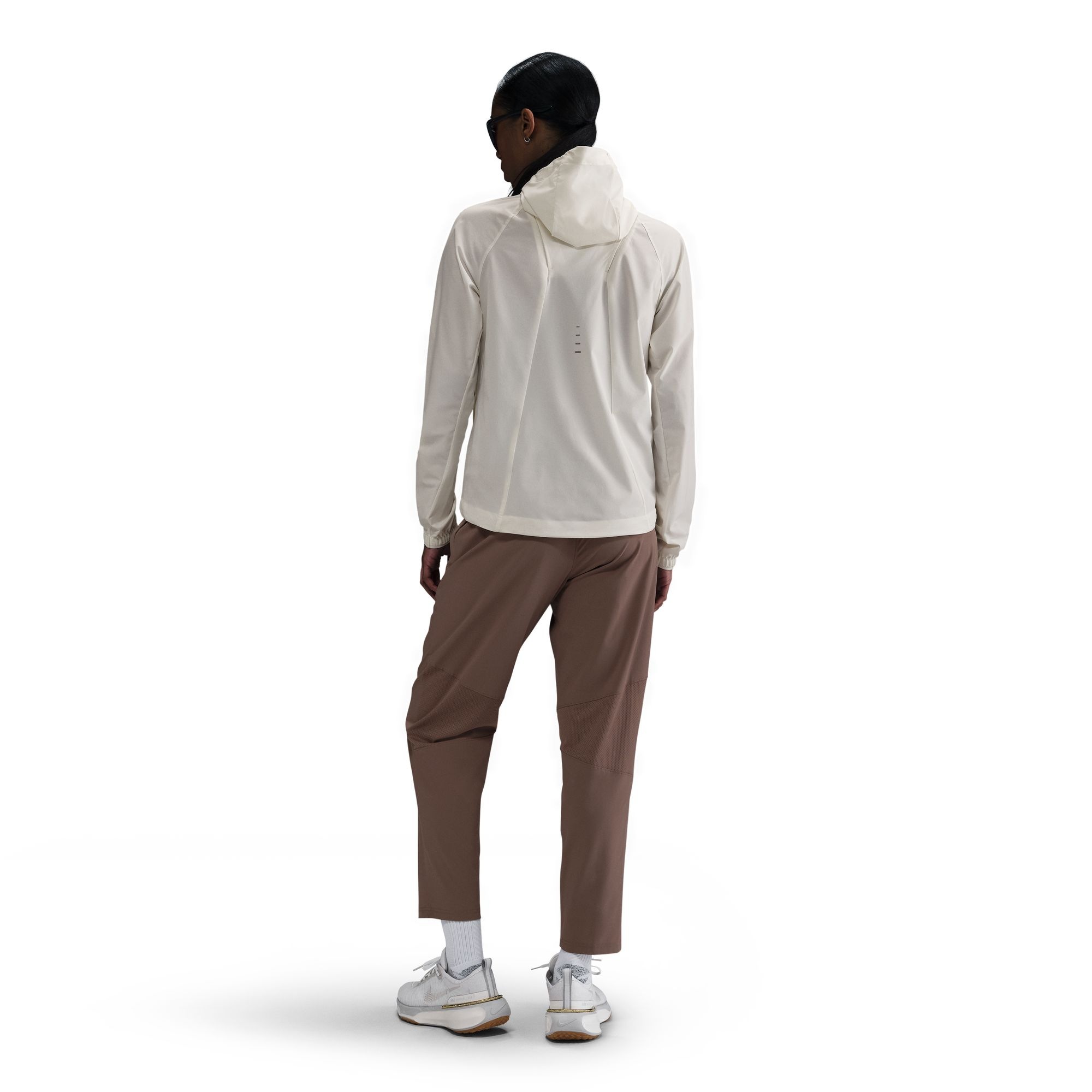 Nike Laufjacke »W NK SWIFT RPL PKBL JKT« mit Kapuze mit Kapuze mit Kordelzug, atmungsaktiv, wasserabweisend, windabweisend
