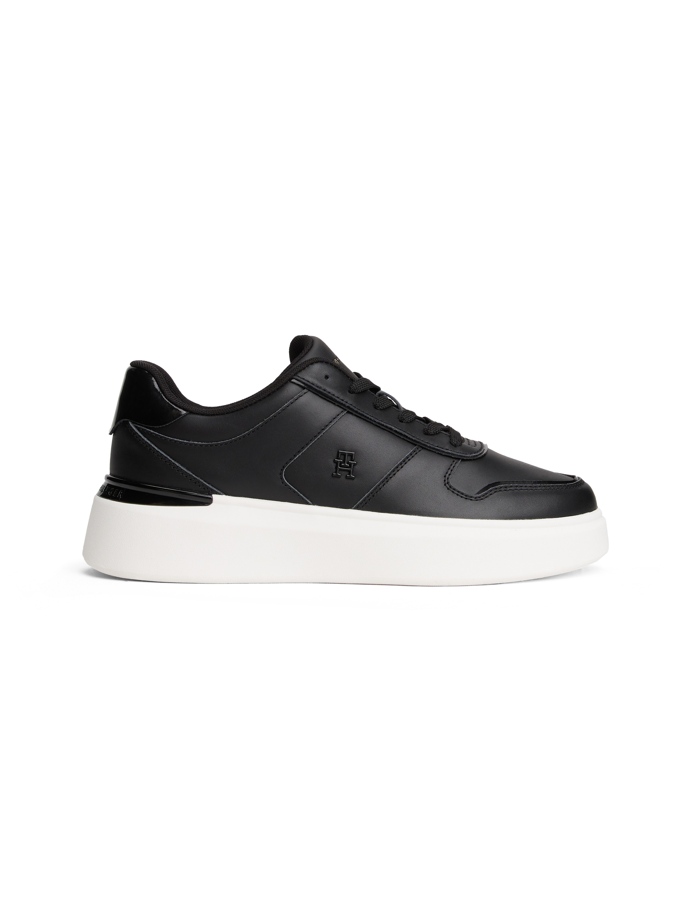 Tommy Hilfiger Plateausneaker »PATENT PLATFORM SNEAKER«, Freizeitschuh, Halbschuh, Schnürschuh mit Ziernähten