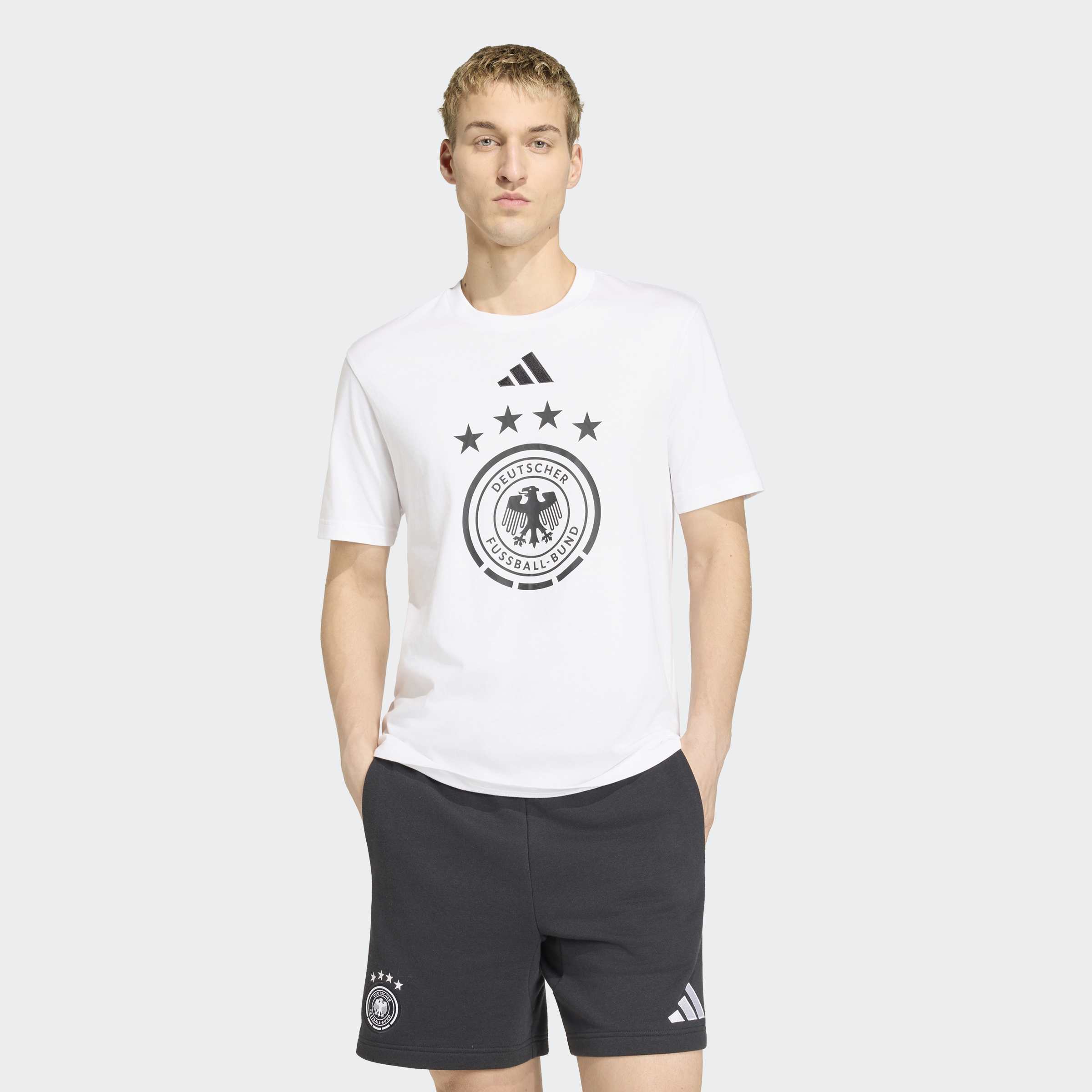adidas Performance T-Shirt "DFB DNA GR TEE" für Erwachsene, mit Rundhalsausschnitt, mit DFB-Wappen