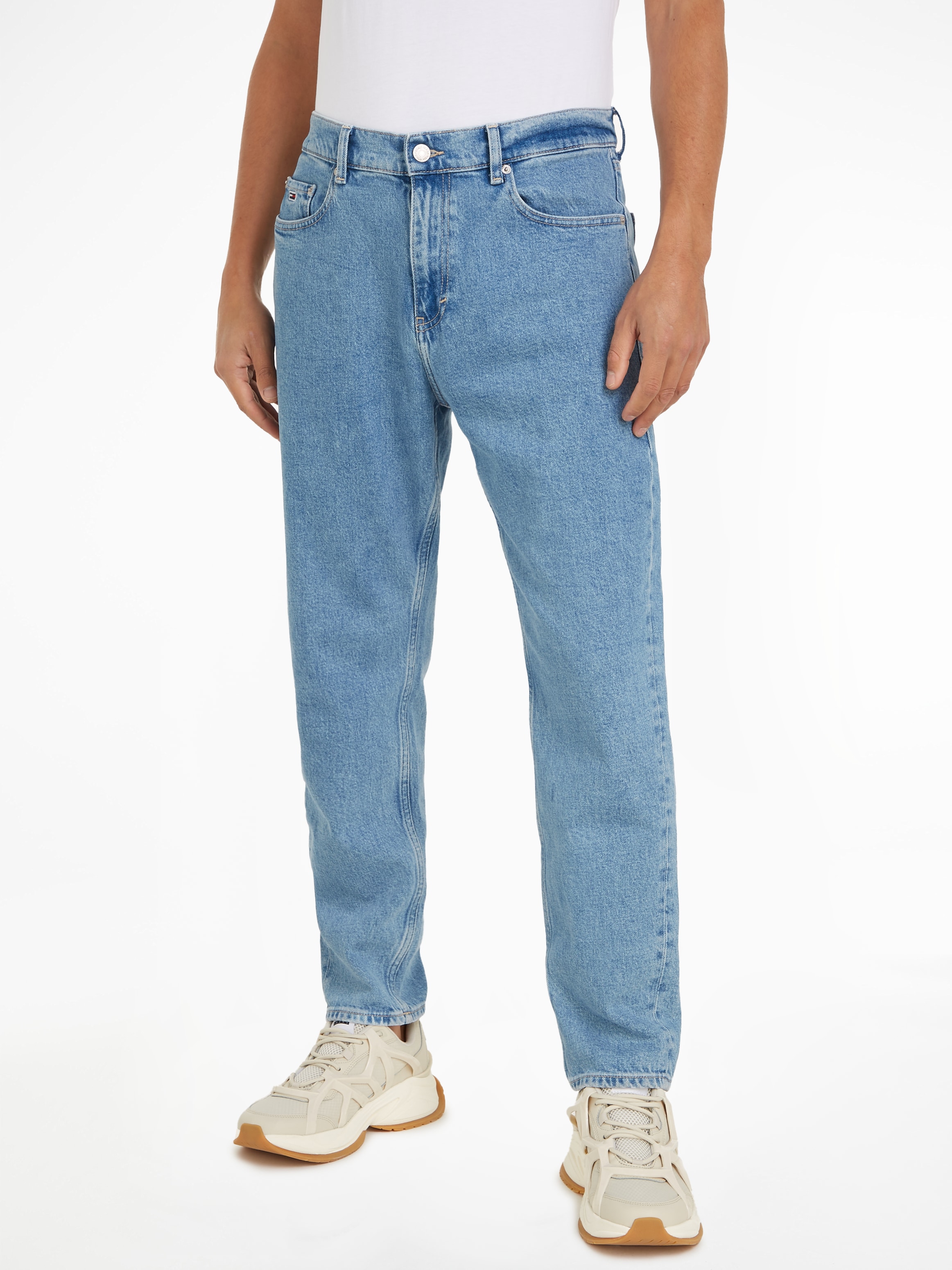 Tommy Jeans Tapered-fit-Jeans "Isaac Relaxed Tapered", im 5-Pocket-Style günstig online kaufen