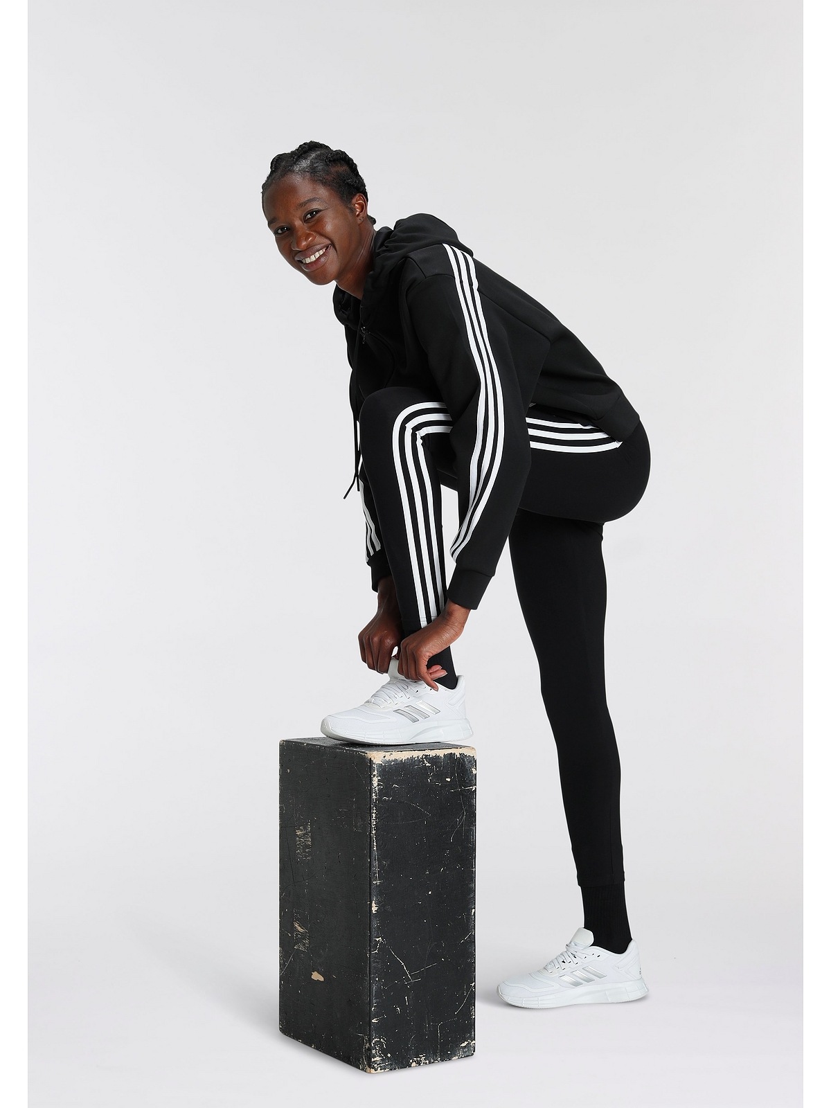 adidas Sportswear Kapuzensweatjacke »Große Größen«, in Oversized Form