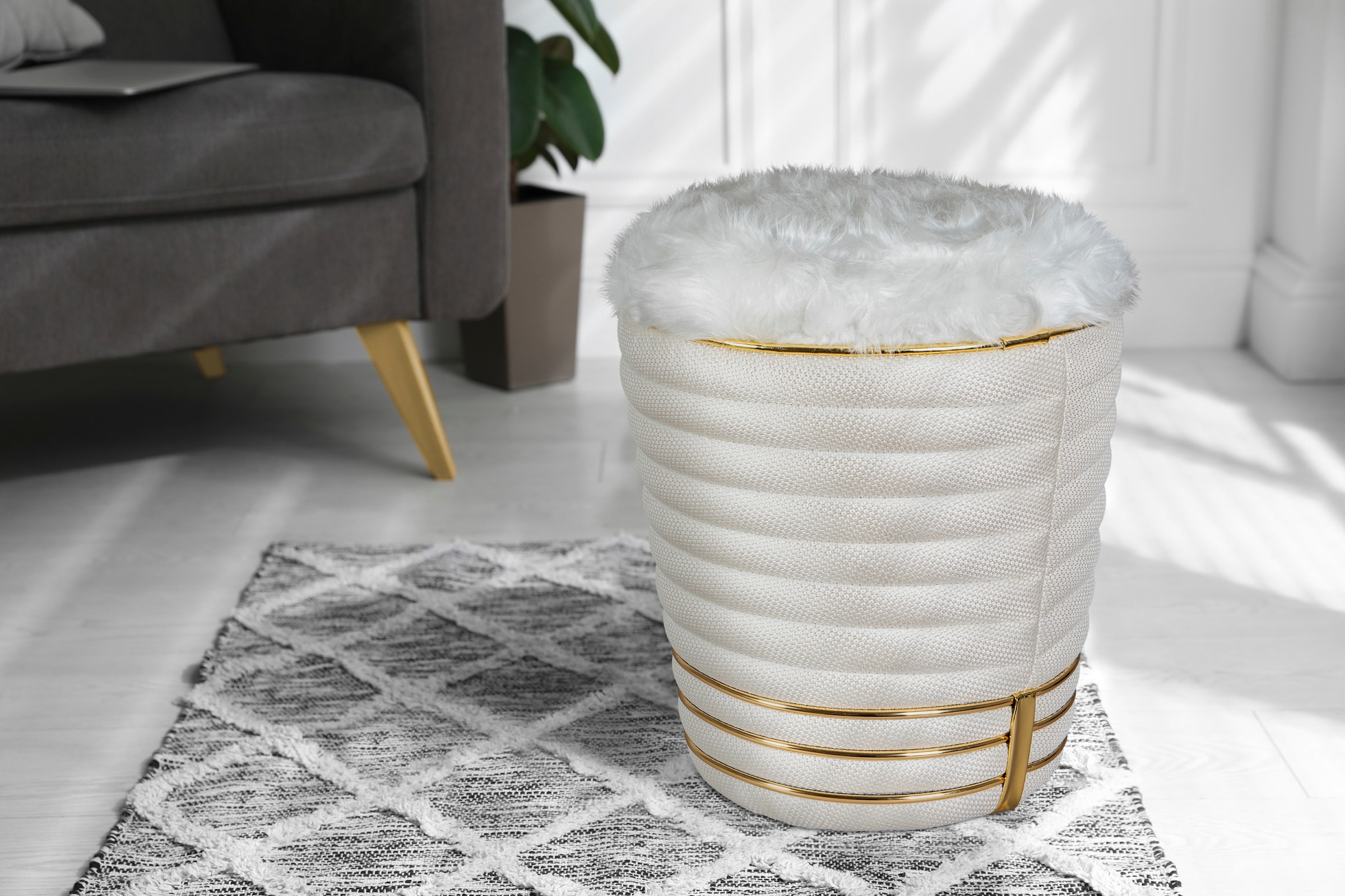 Kayoom "Hocker Doric, trendiger Look, ästhetische Farbgebung, schöne Steppu günstig online kaufen