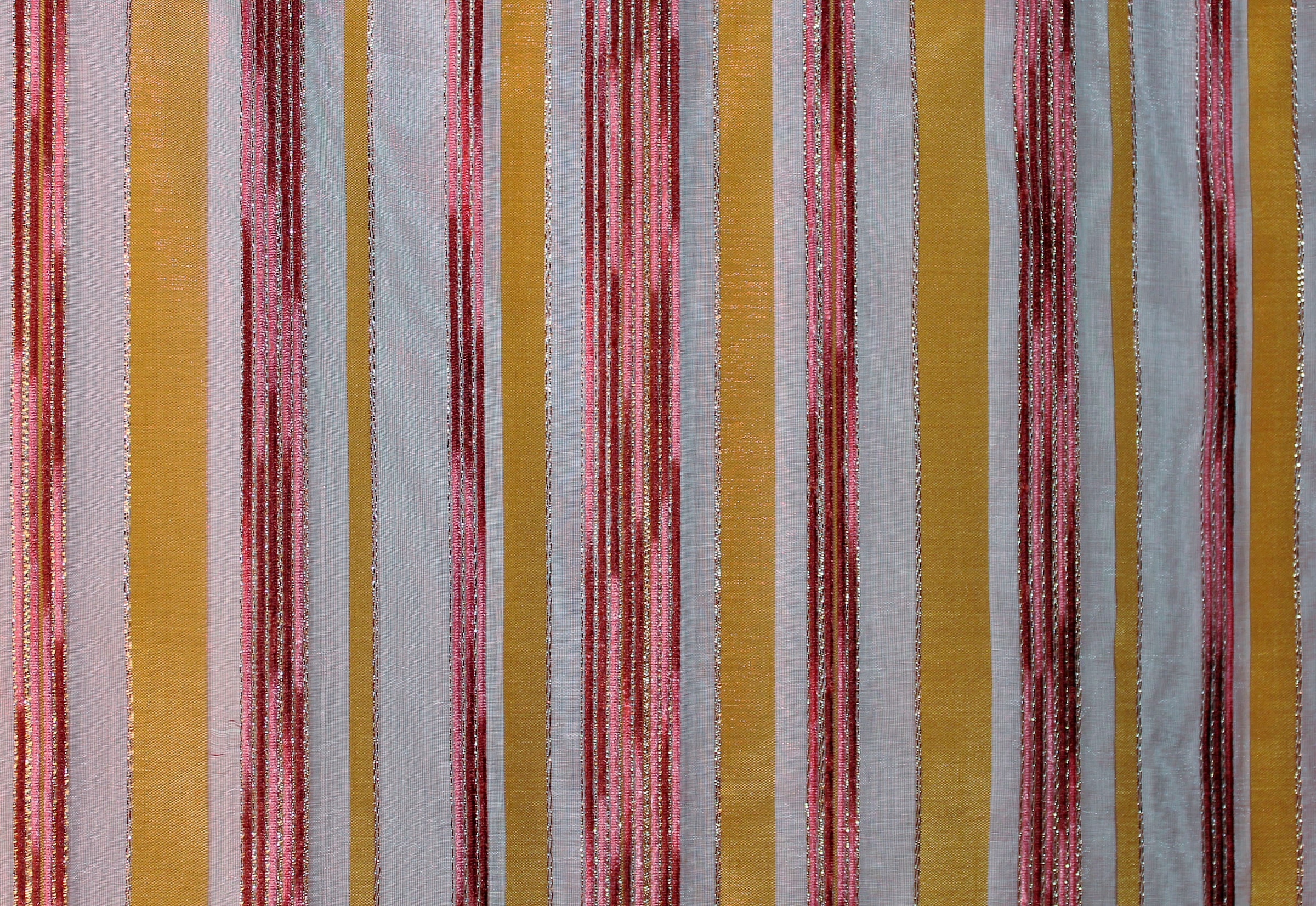 HOSSNER - ART OF HOME DECO Gardine »Wallersee«, (1 St.), Schlaufenschal im zeitlosen Design