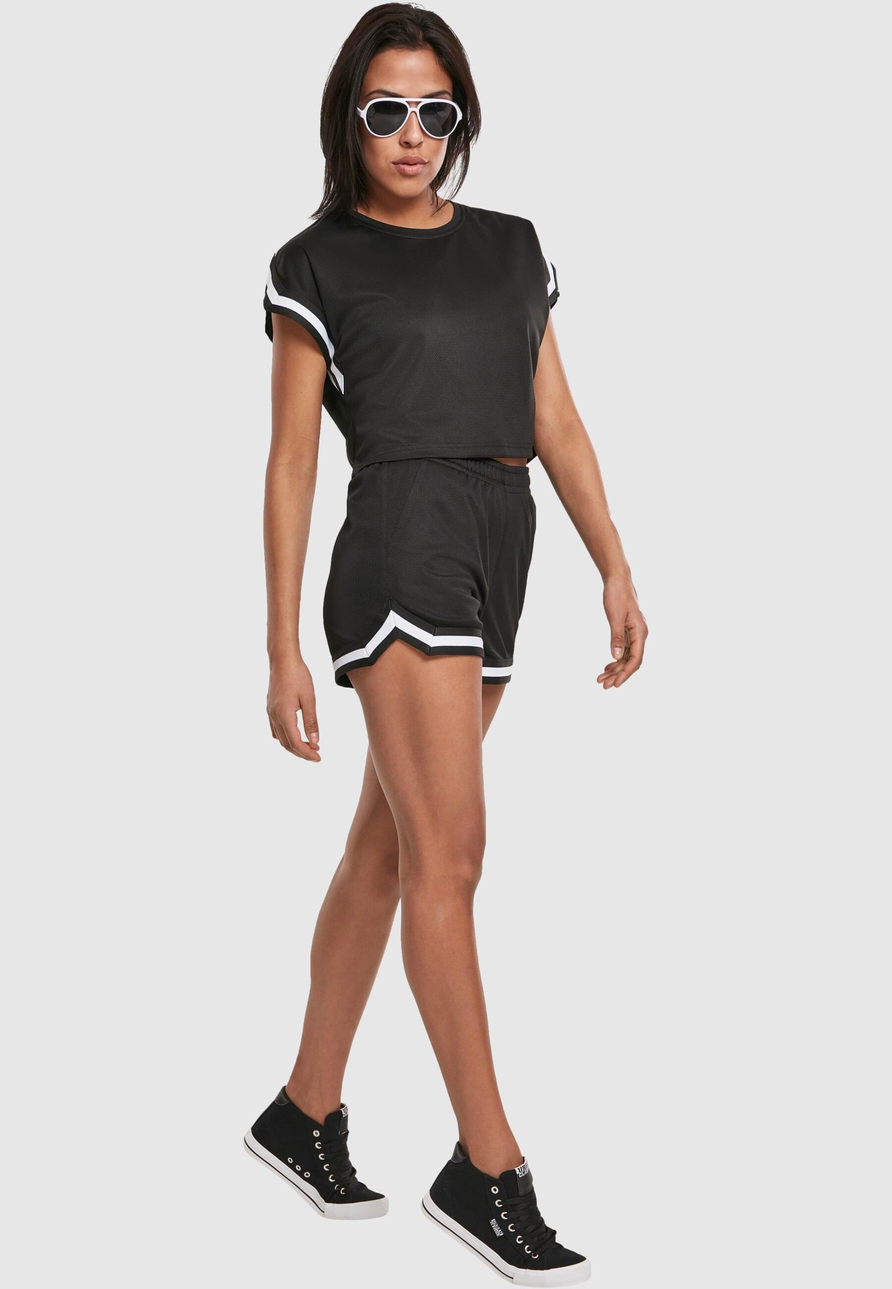 URBAN CLASSICS Stoffhose »Urban Classics Damen Ladies Stripes Mesh Hot Pants«, (1 tlg.)