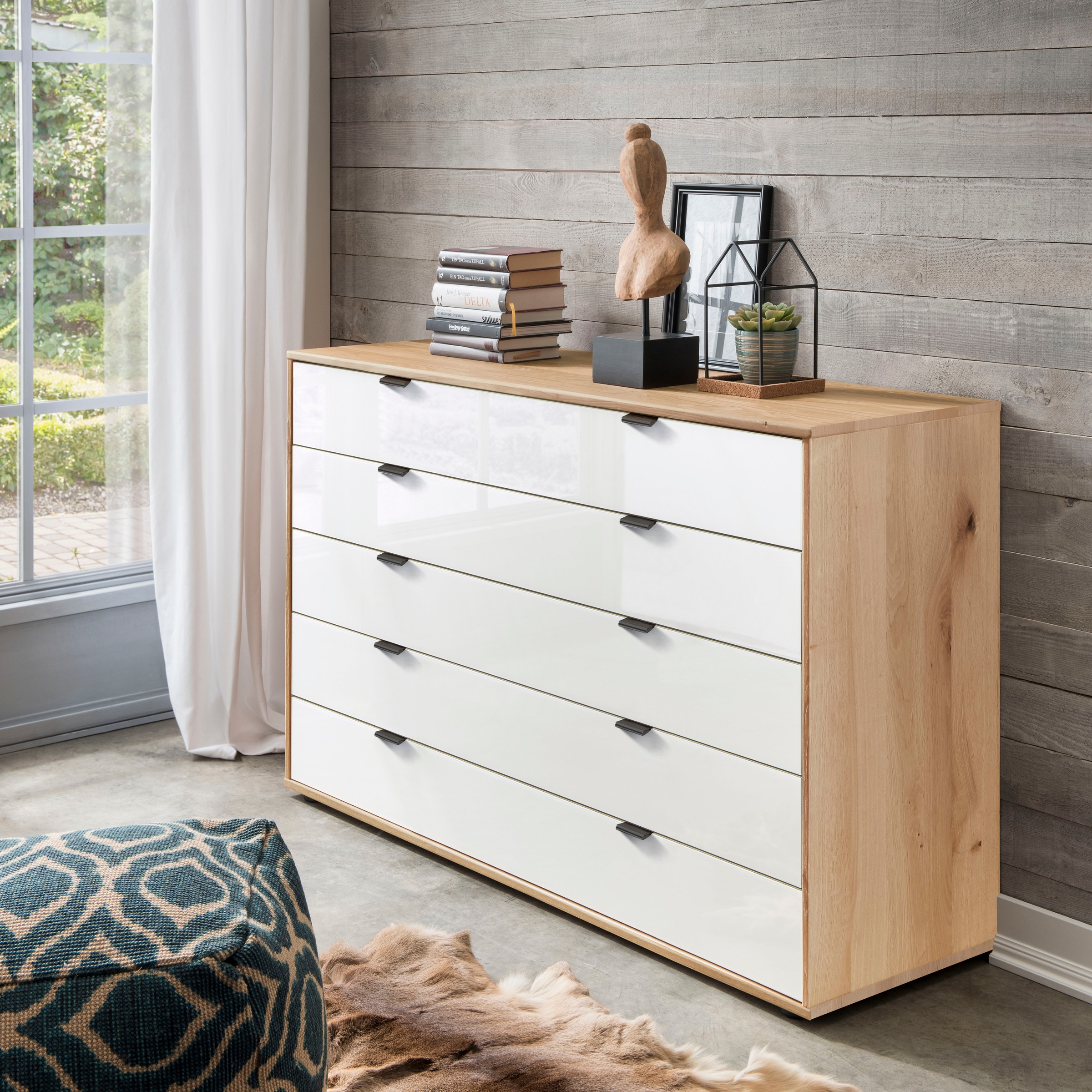 WIEMANN Schubkastenkommode "Cardiff Sideboard, Wäscheschrank, teilmassiv Bianco-Eiche, Schubladen" Glas- oder Massivholzfront, verschiedene Breiten, MADE IN GERMANY, Schubkästen inklusive Selbsteinzug und Dämpfung