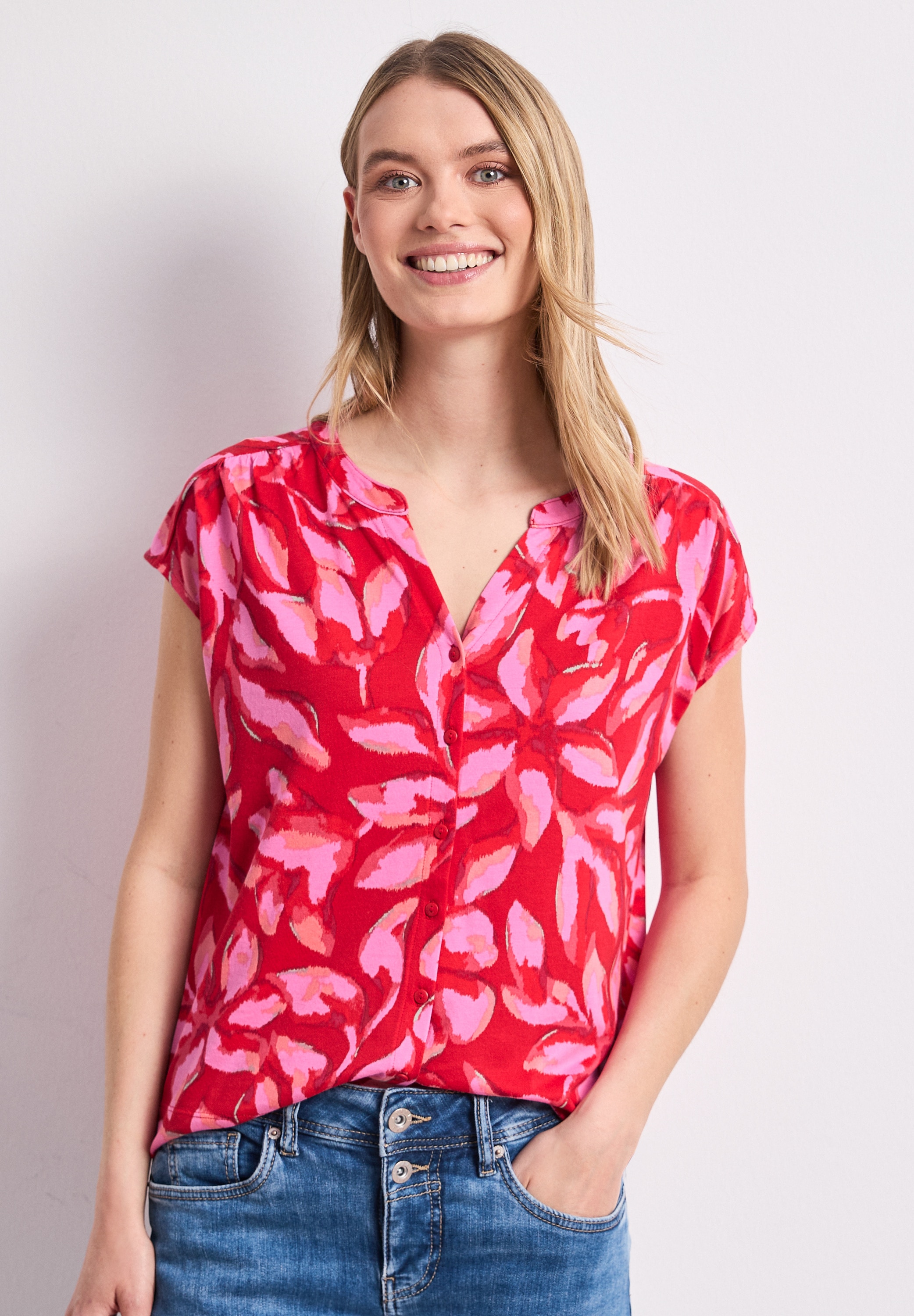 STREET ONE Print-Shirt mit geschlitztem Rundhalsausschnitt
