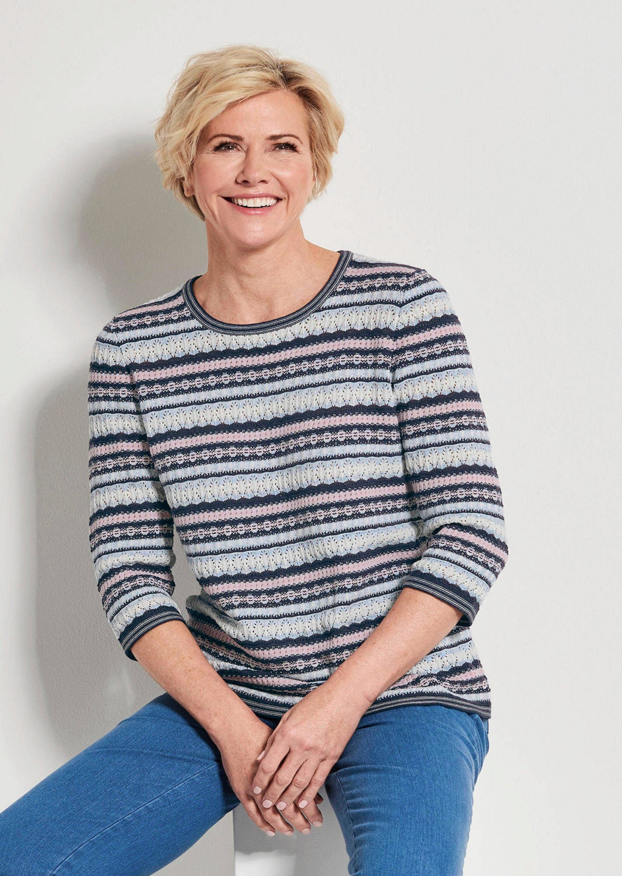 Goldner Strickpullover Women's Blue Size 50 3