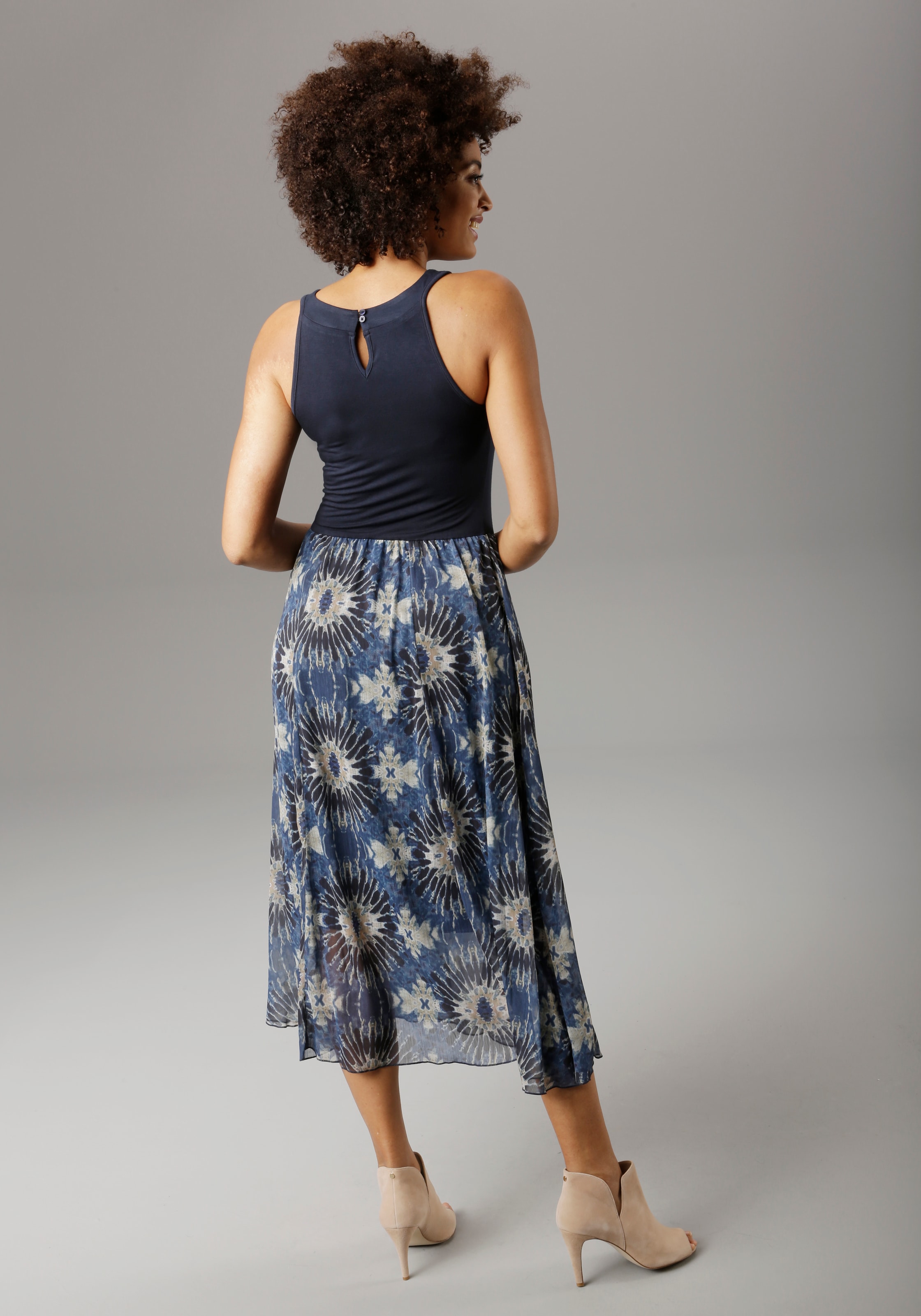 Batik-Druck | BAUR online mit Sommerkleid, kaufen SELECTED Aniston